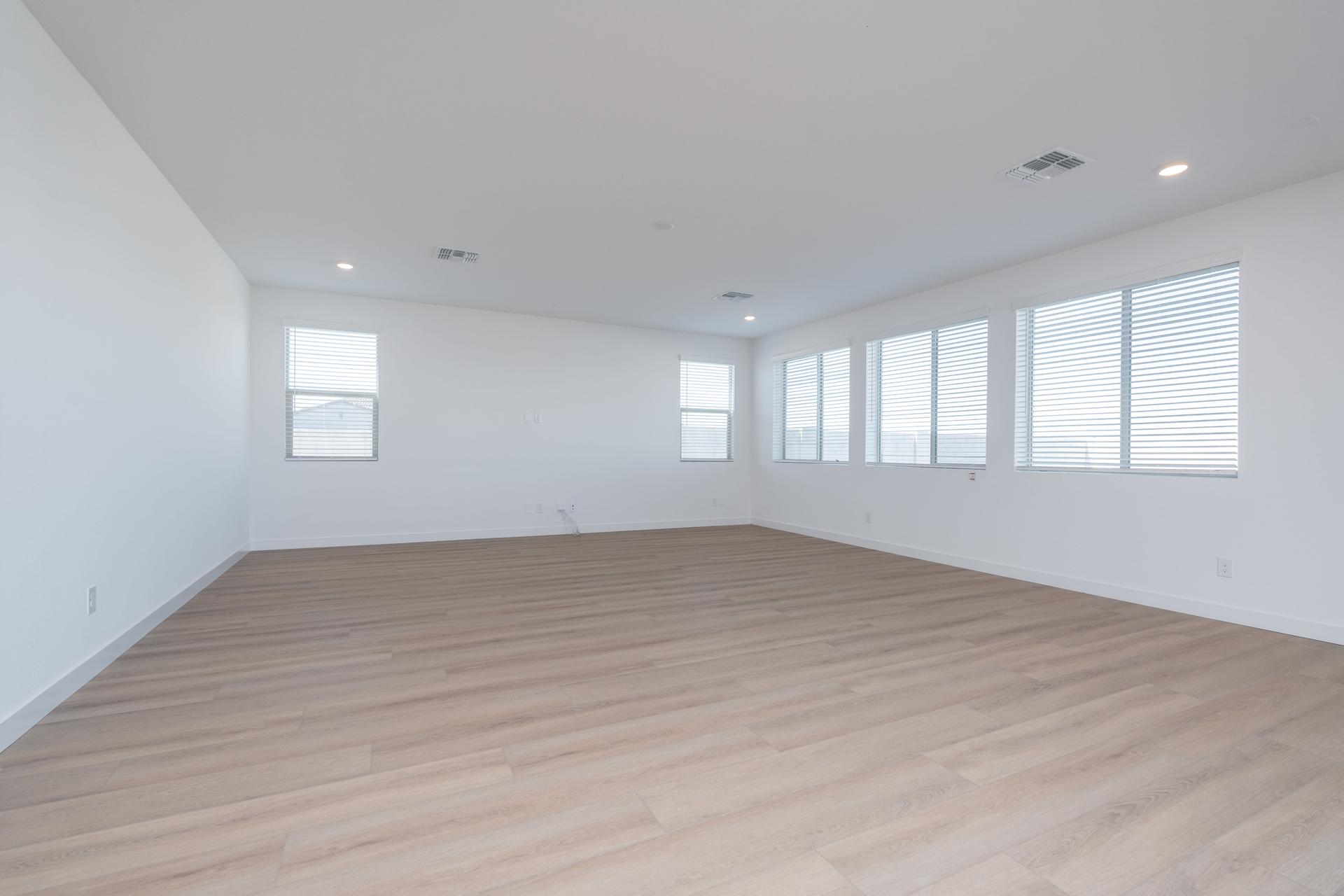 356 E La Estela Ln
