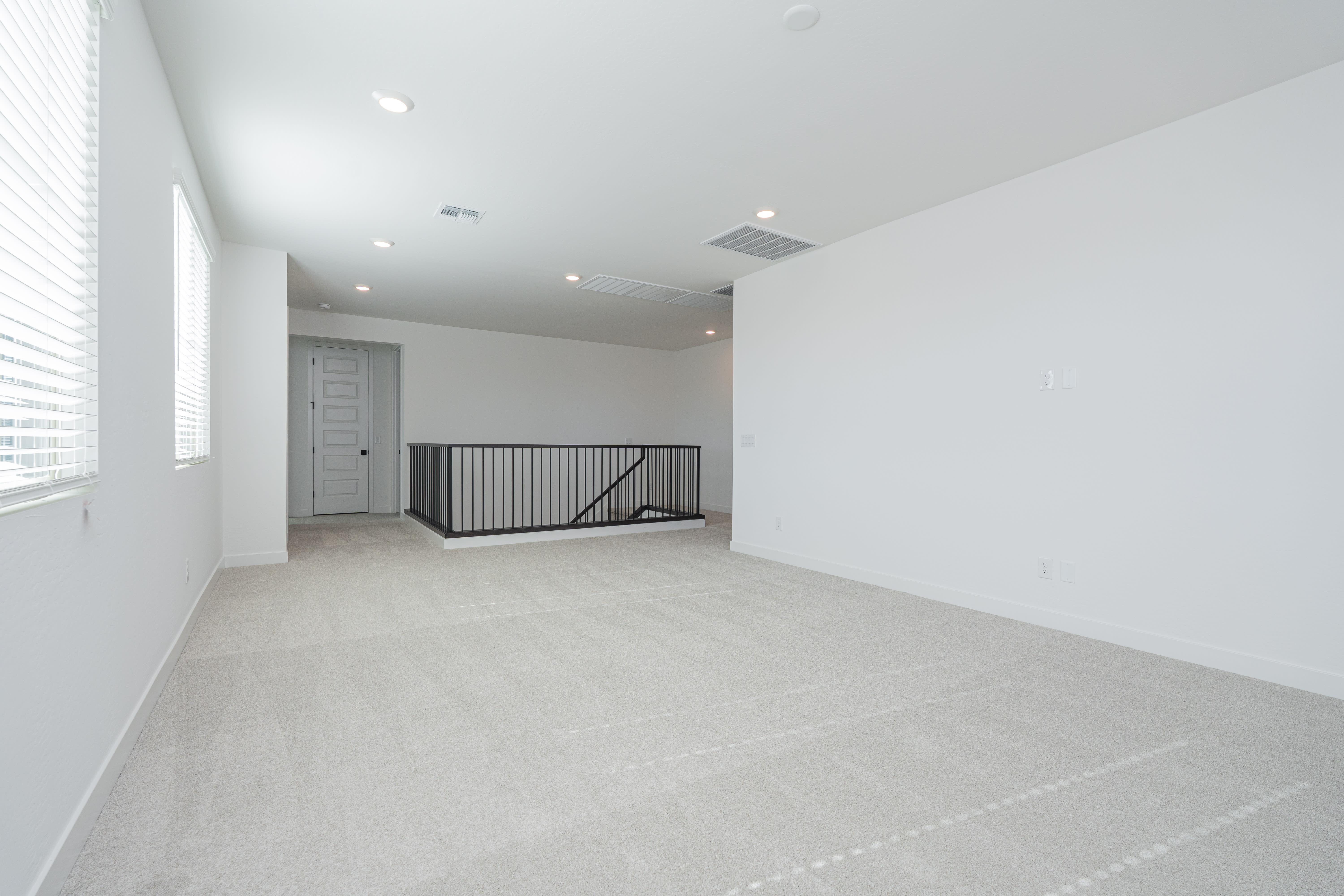 356 E LA ESTELA LN