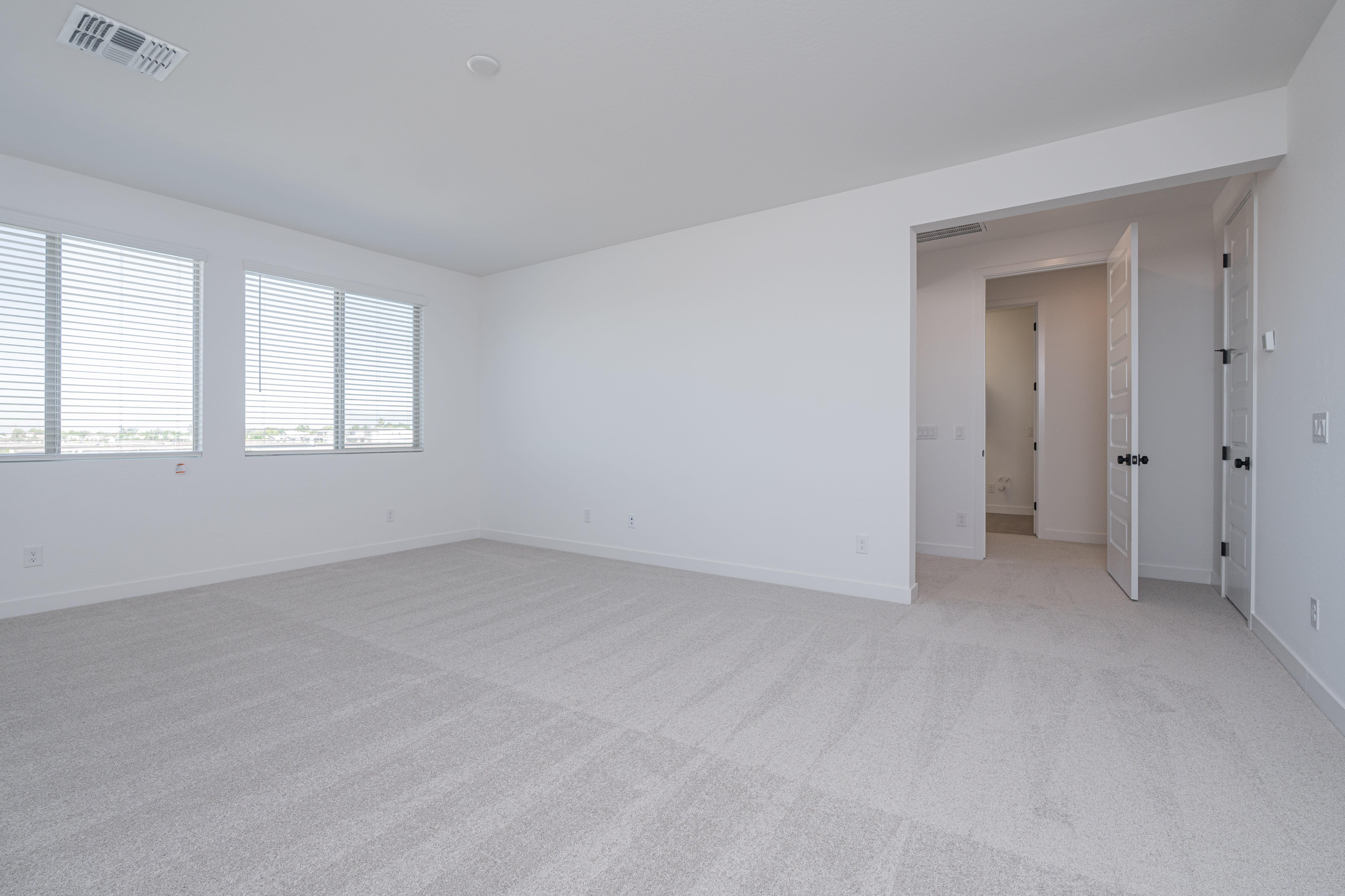 356 E LA ESTELA LN