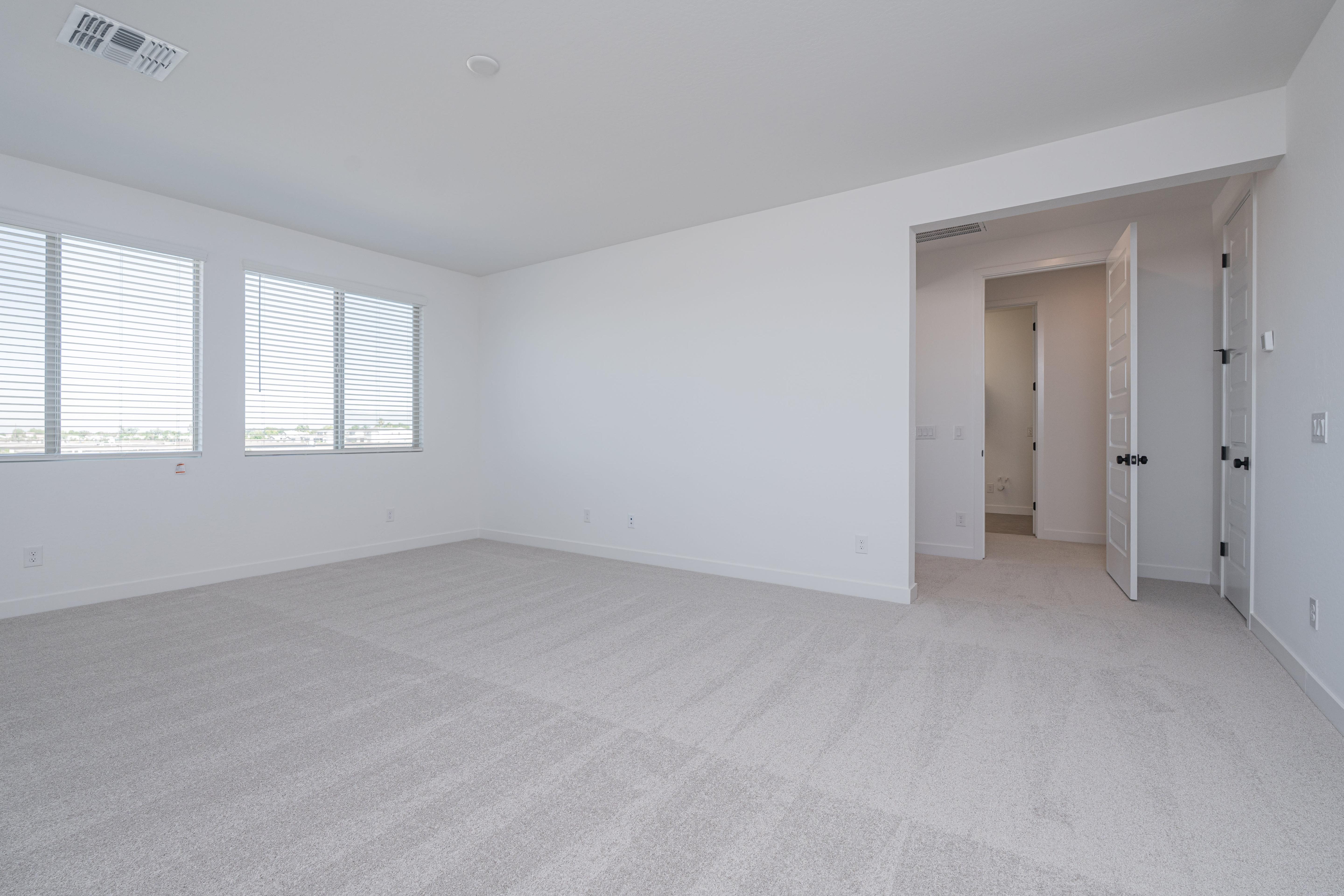 356 E LA ESTELA LN