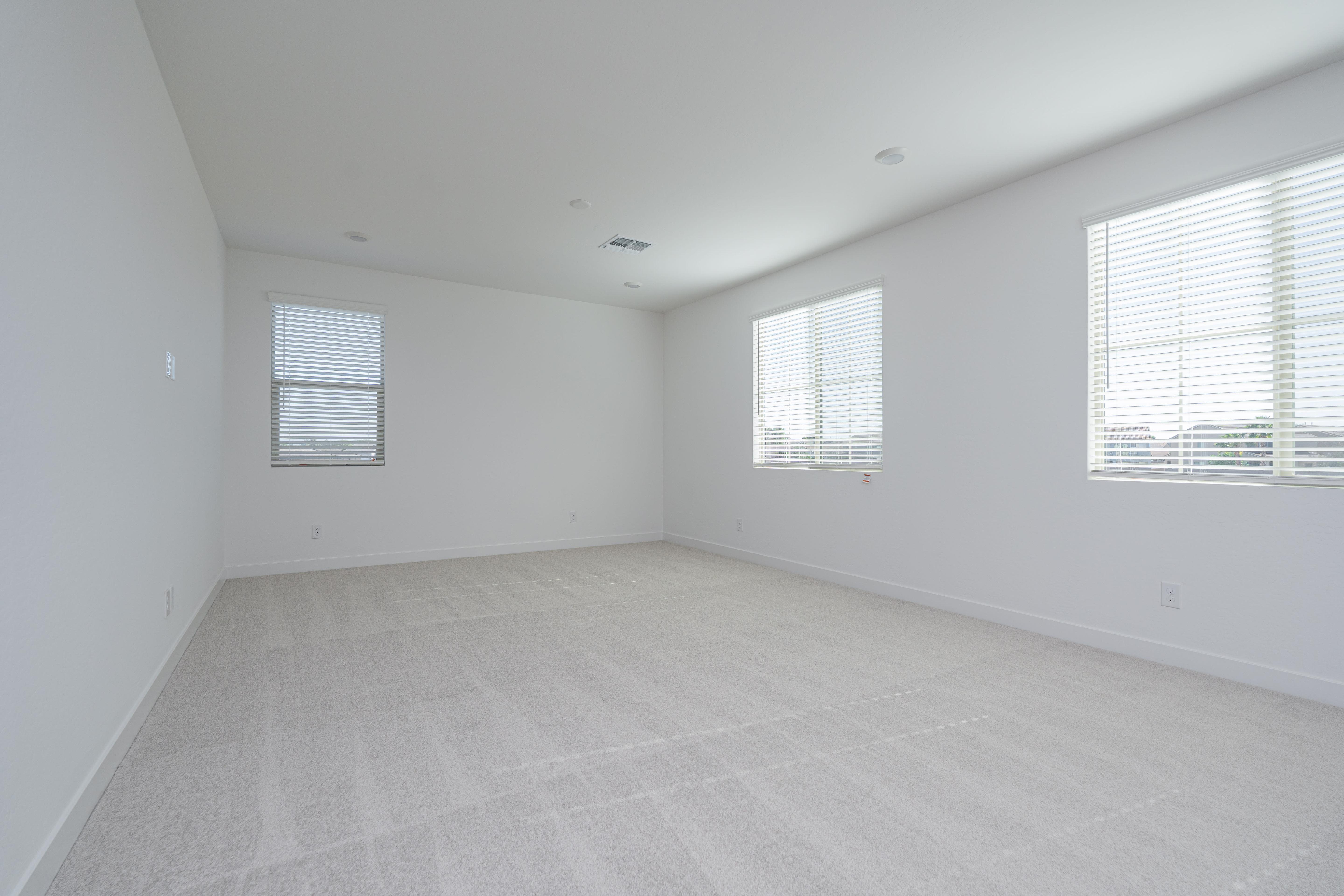 356 E LA ESTELA LN