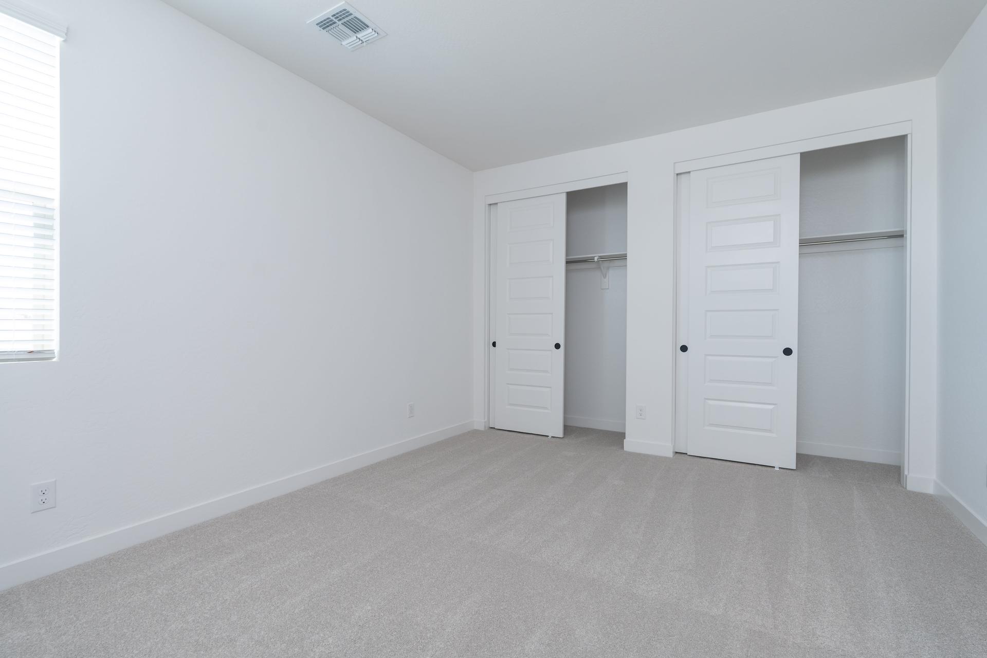 356 E La Estela Ln