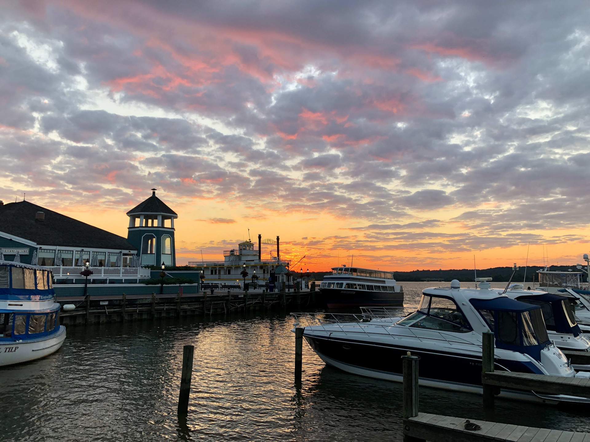 Alexandria, VA