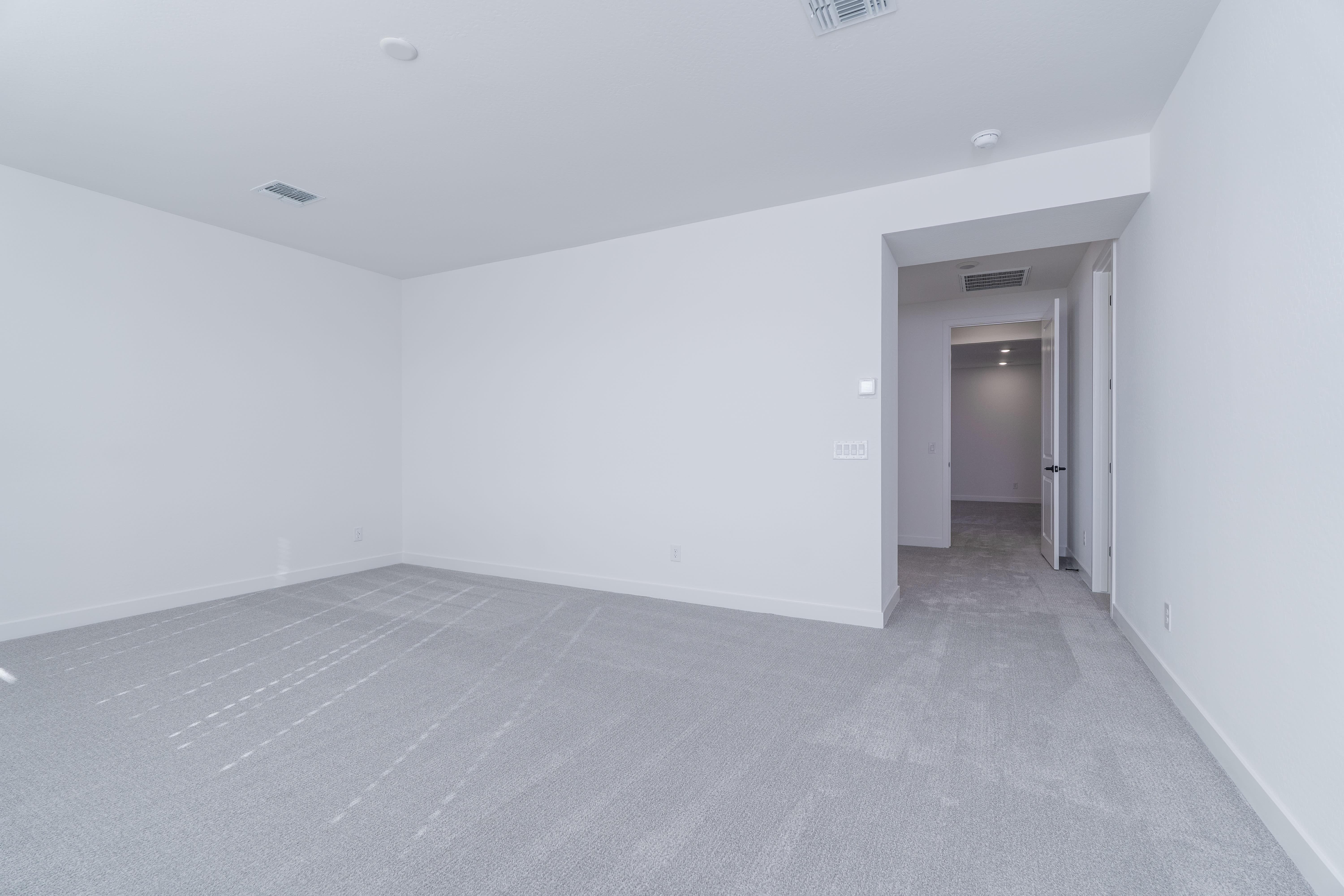 445 E LA ESTELA LN