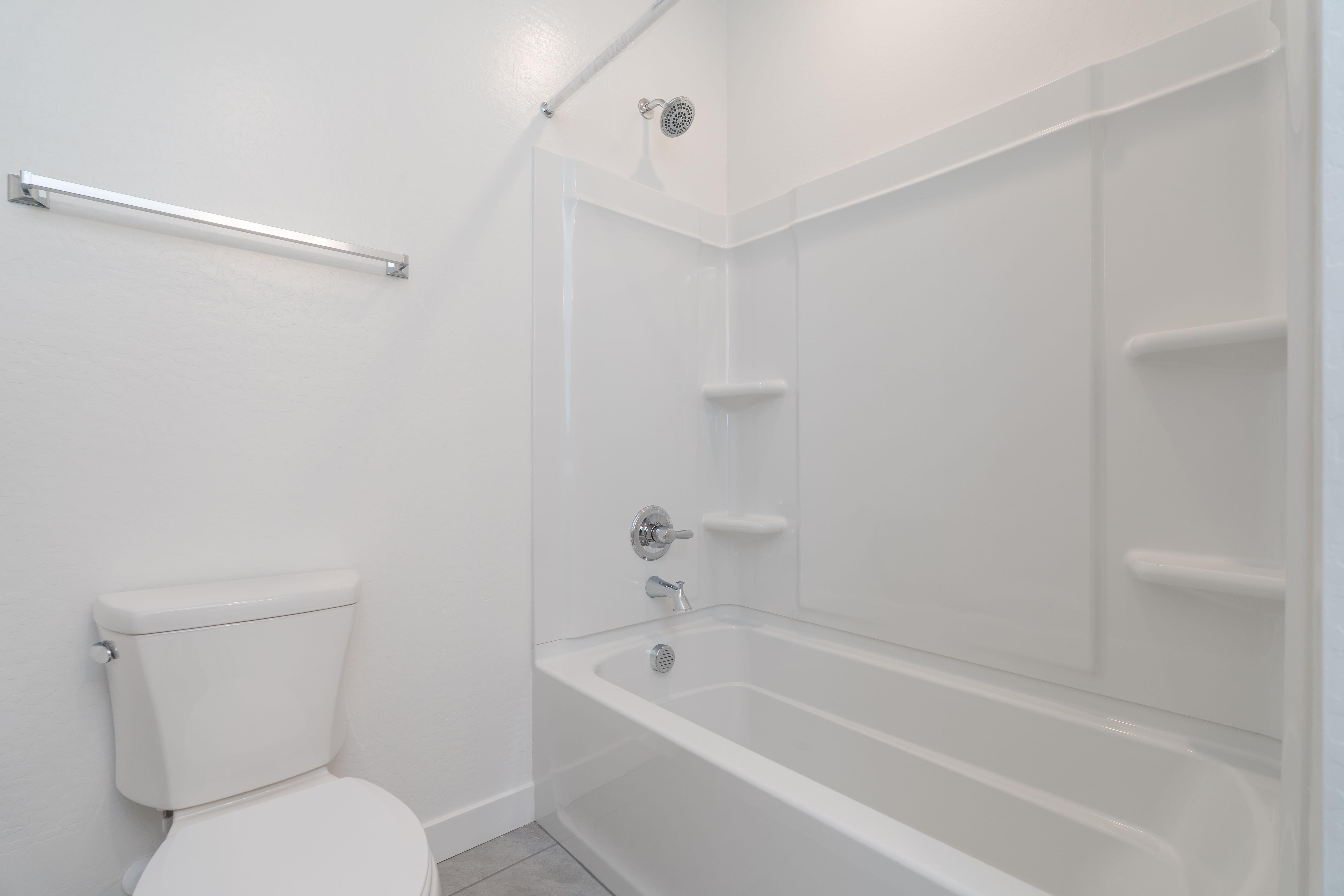 445 E LA ESTELA LN