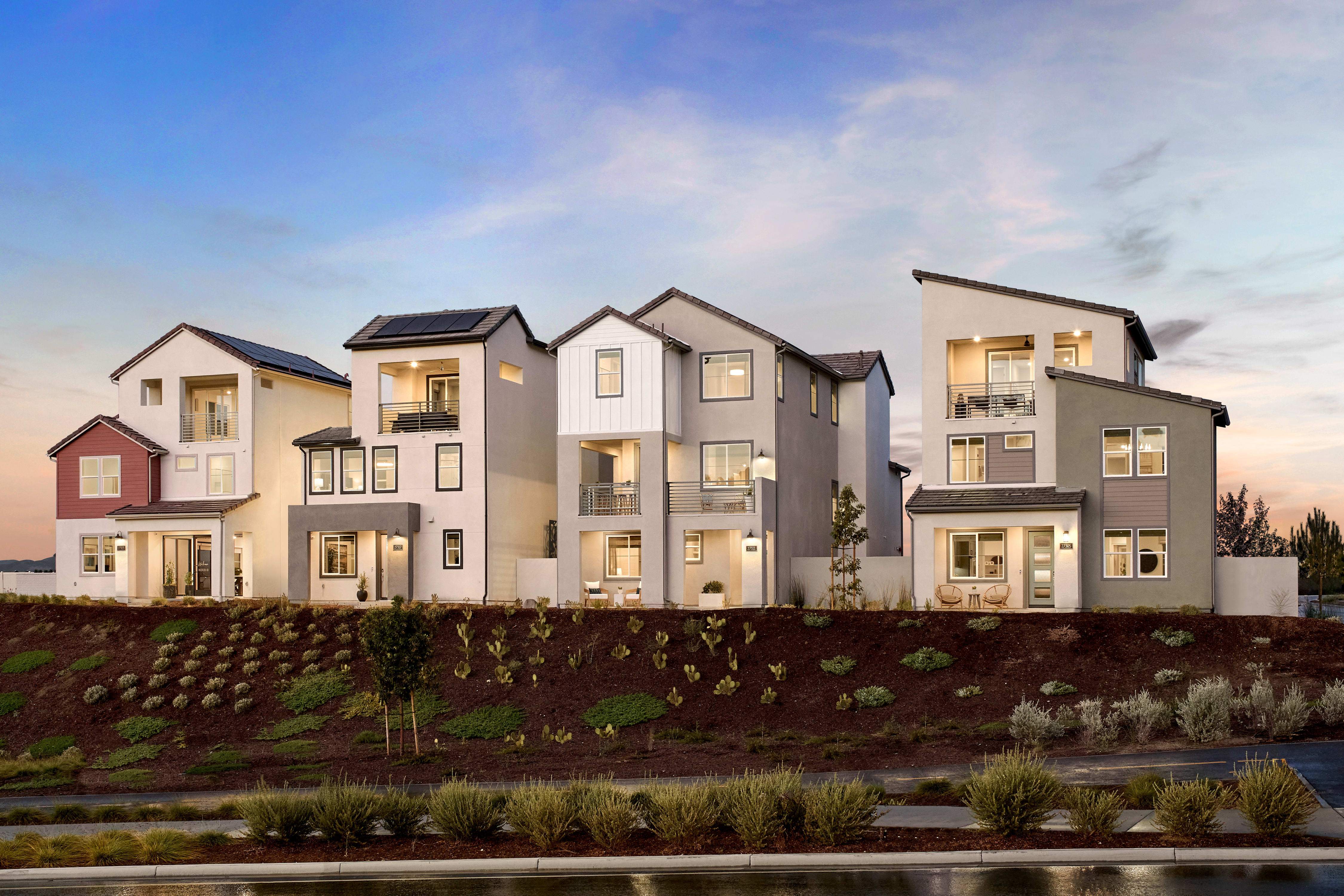 Lark at Valencia - Valencia, CA