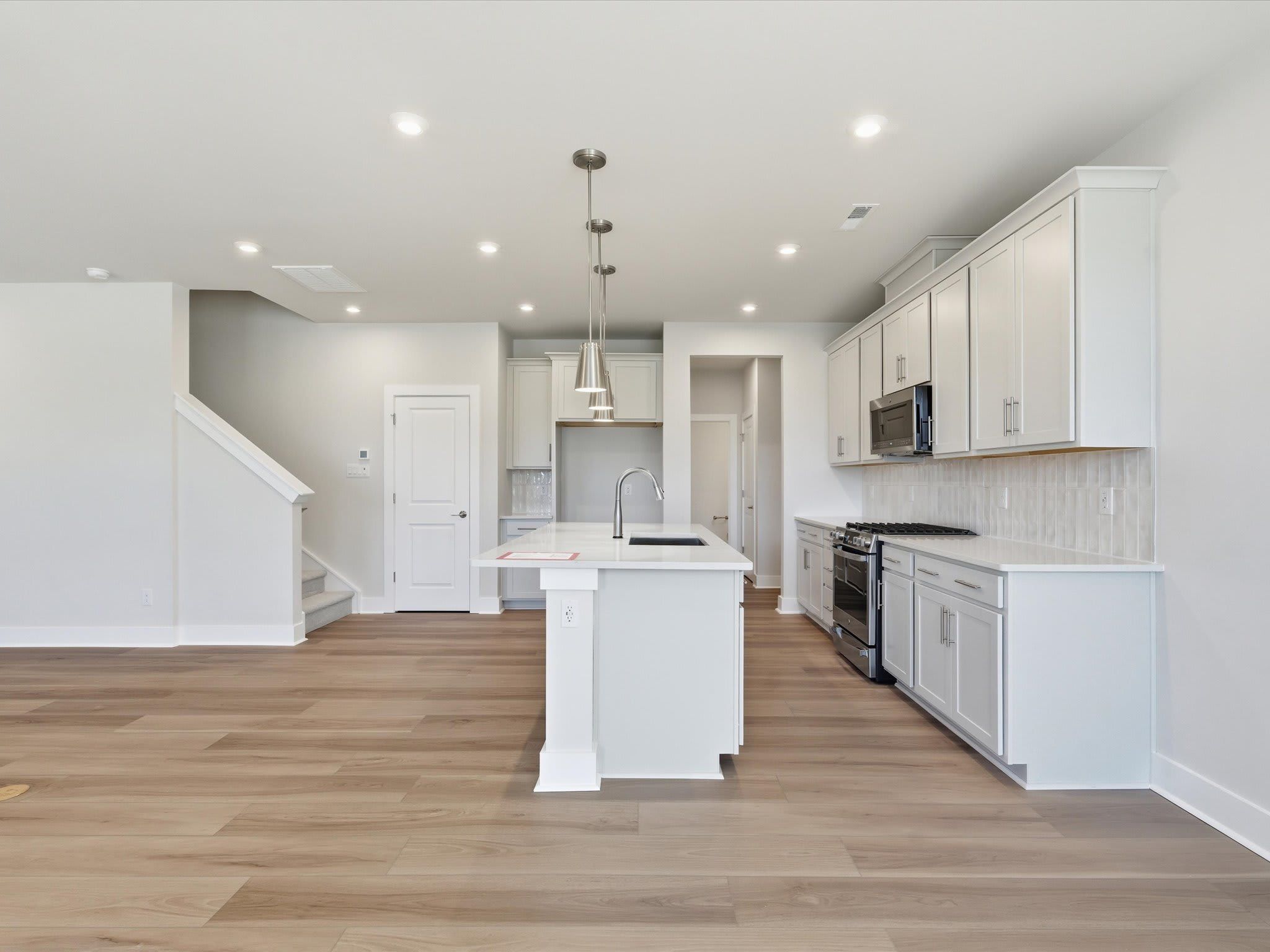 321 Ardmore Dr