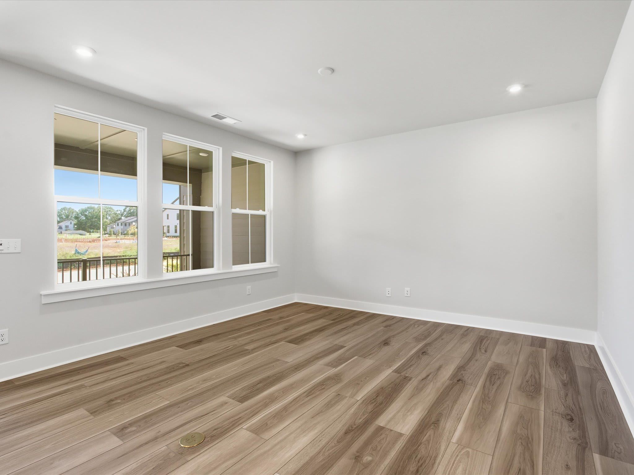 321 Ardmore Dr