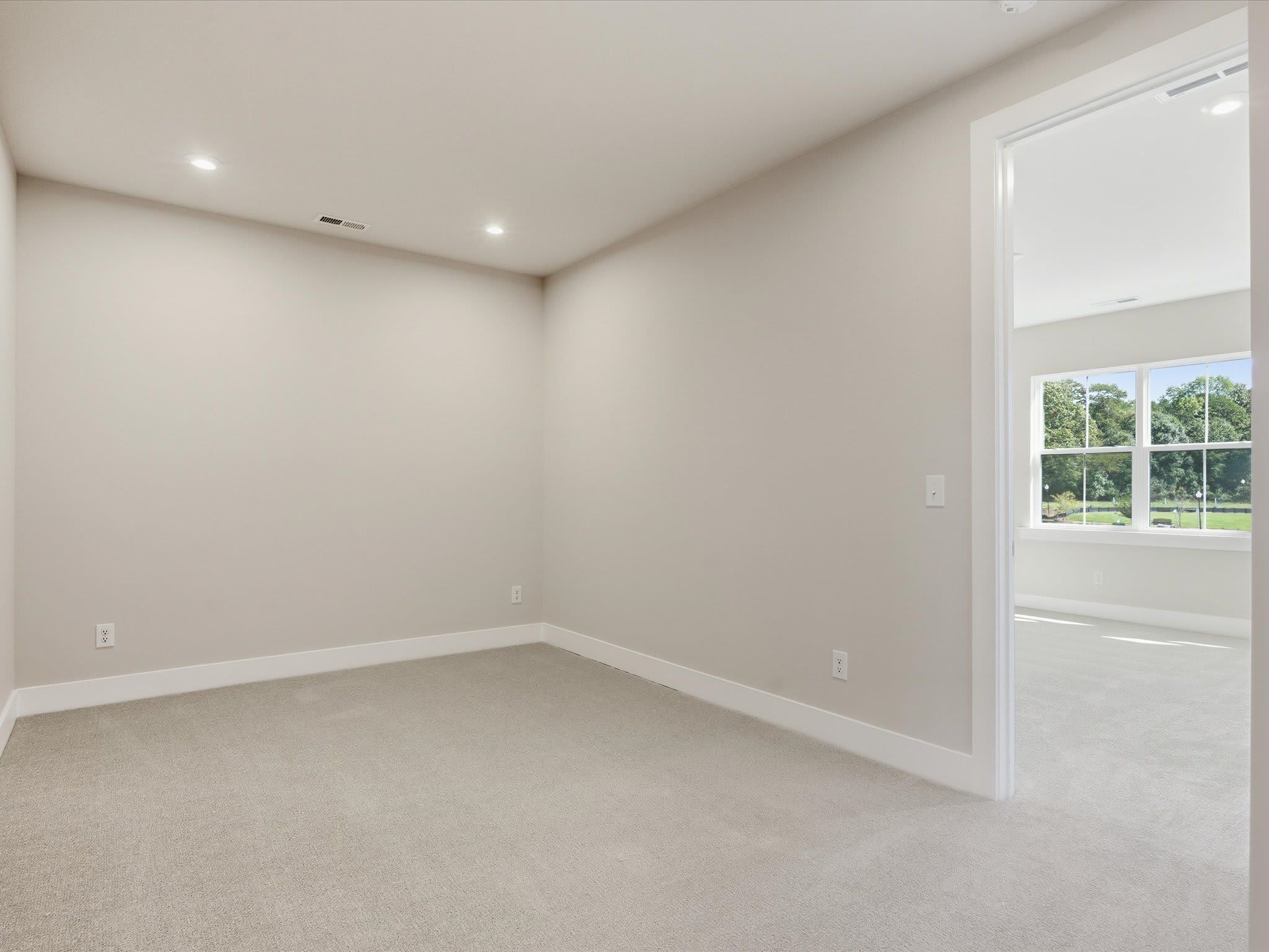 321 Ardmore Dr