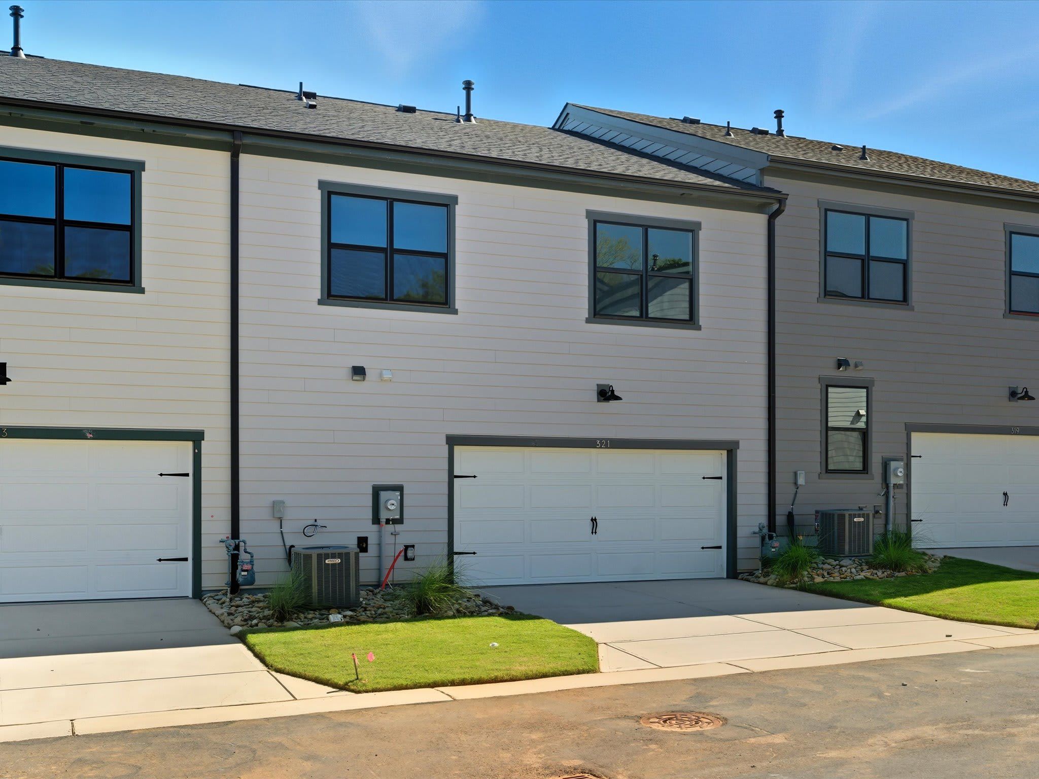 321 Ardmore Dr