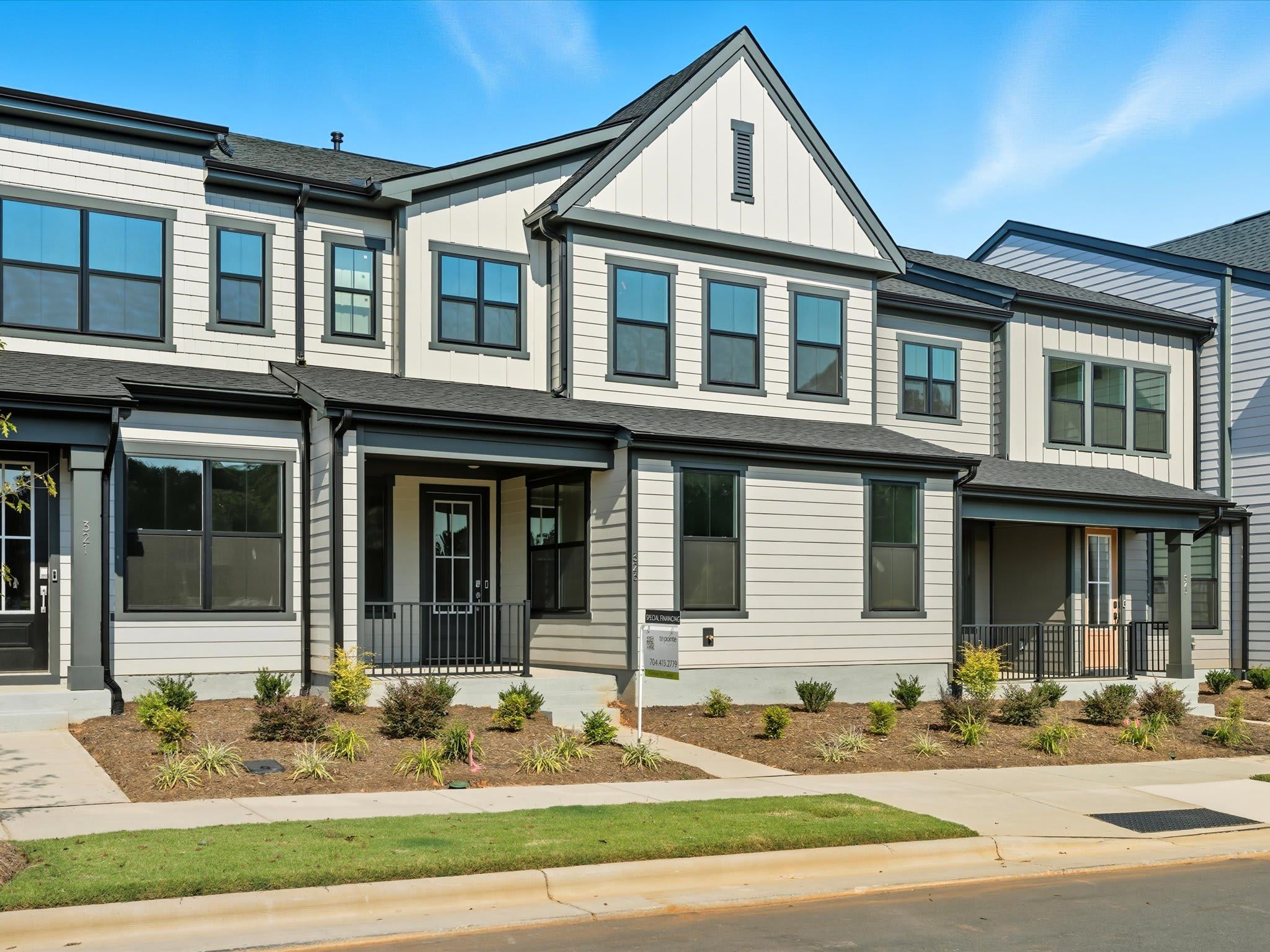 323 Ardmore Dr