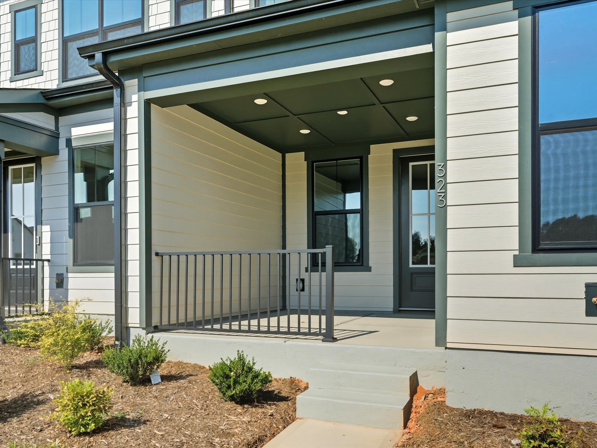 323 Ardmore Dr