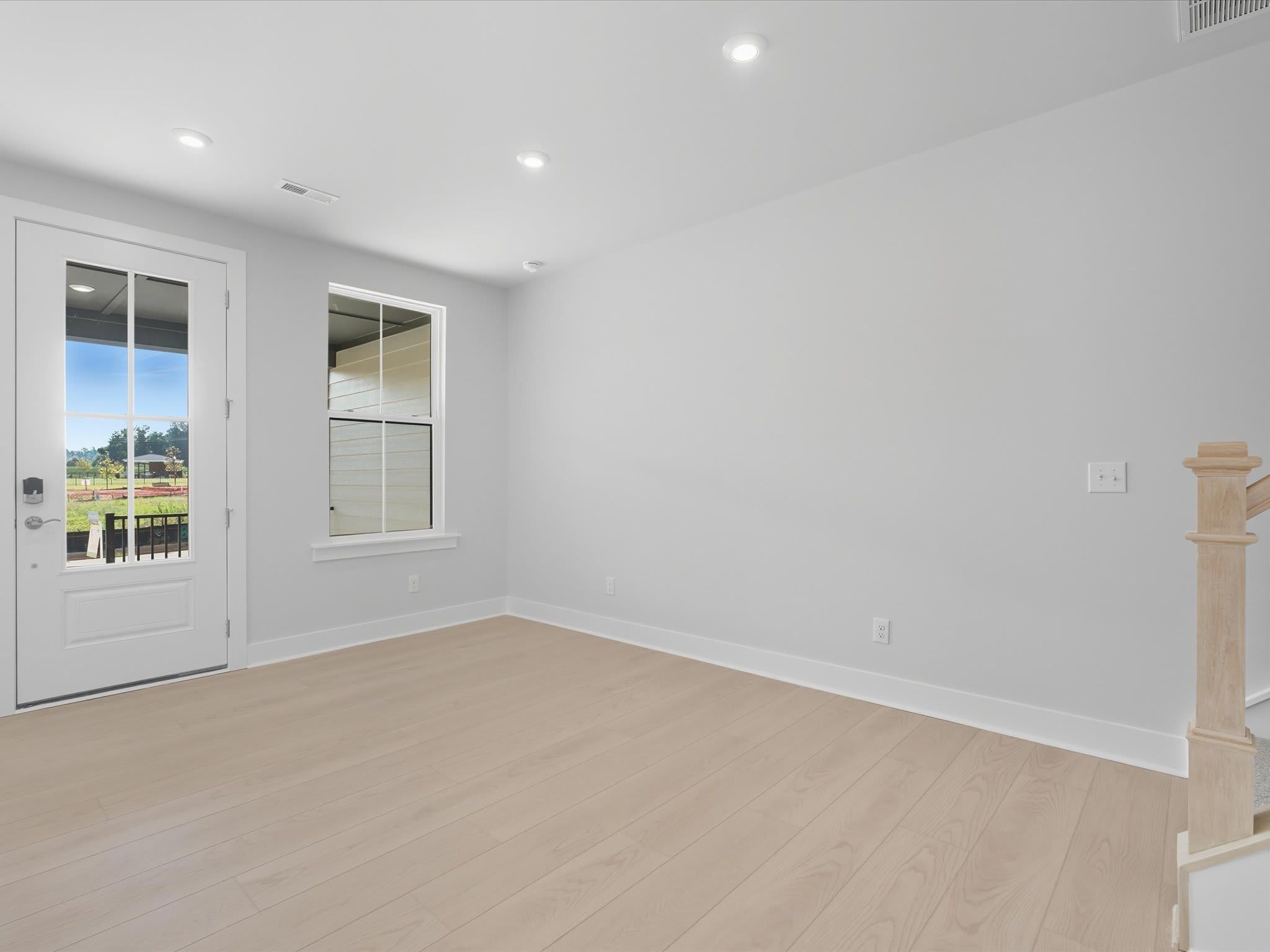 323 Ardmore Dr