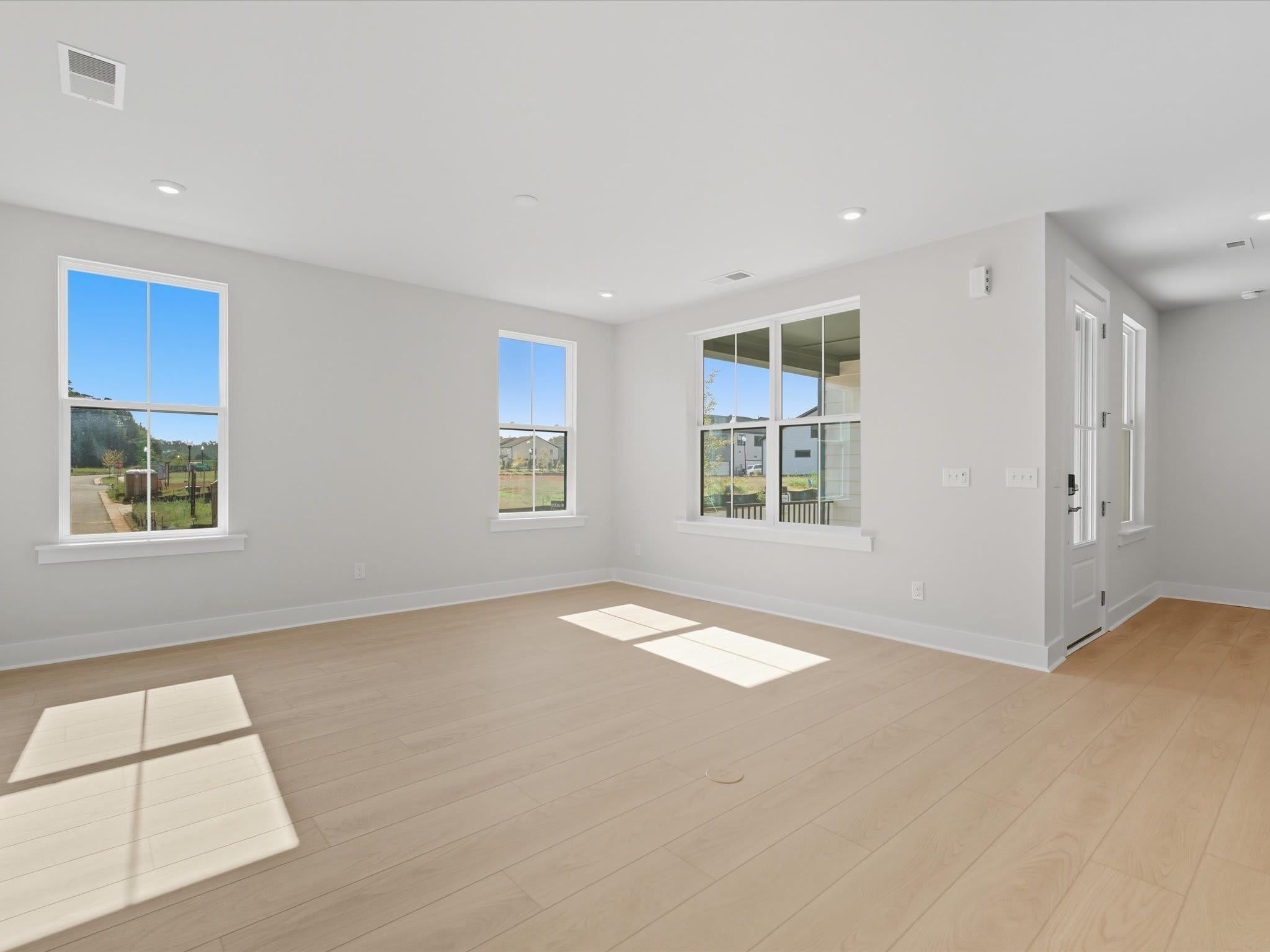 323 Ardmore Dr