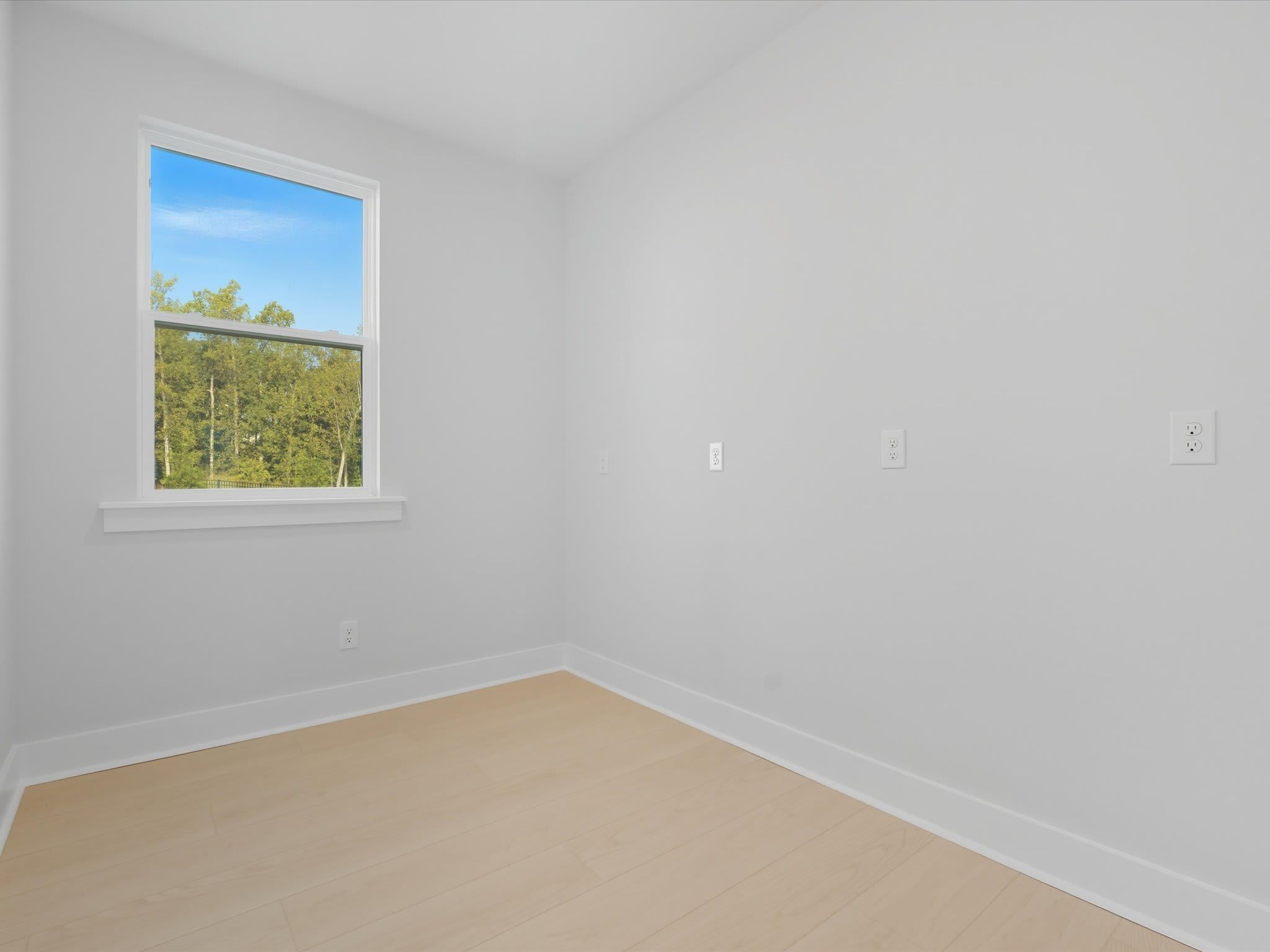 323 Ardmore Dr