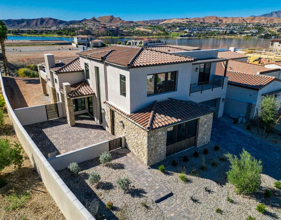45 BELLISSIMA LAGO COURT