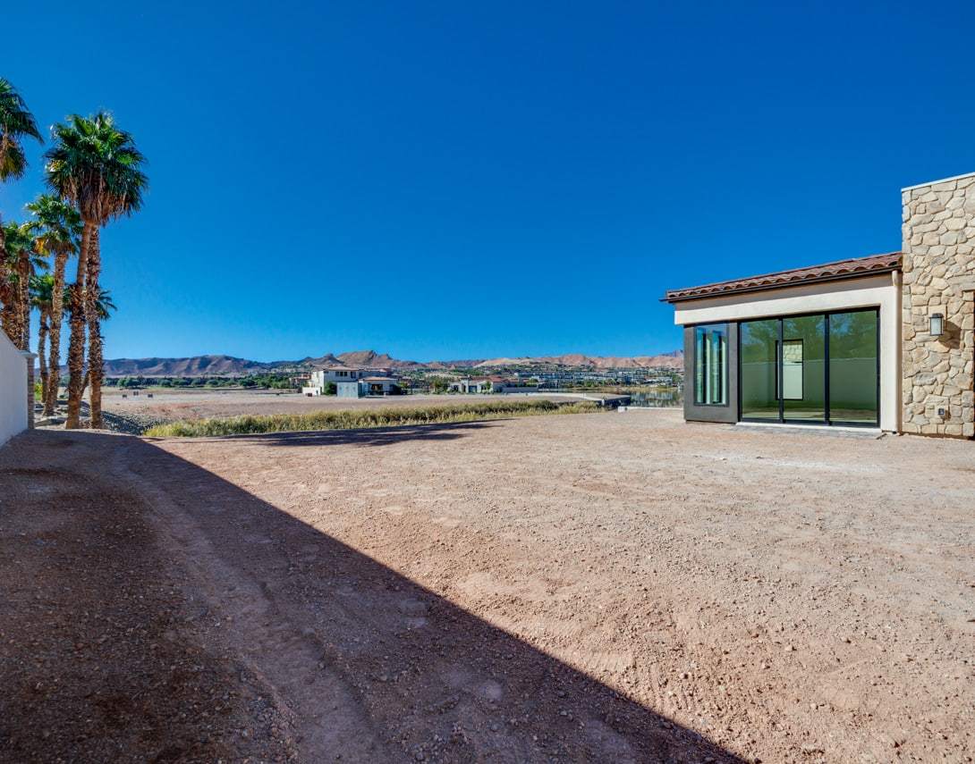 45 BELLISSIMA LAGO COURT