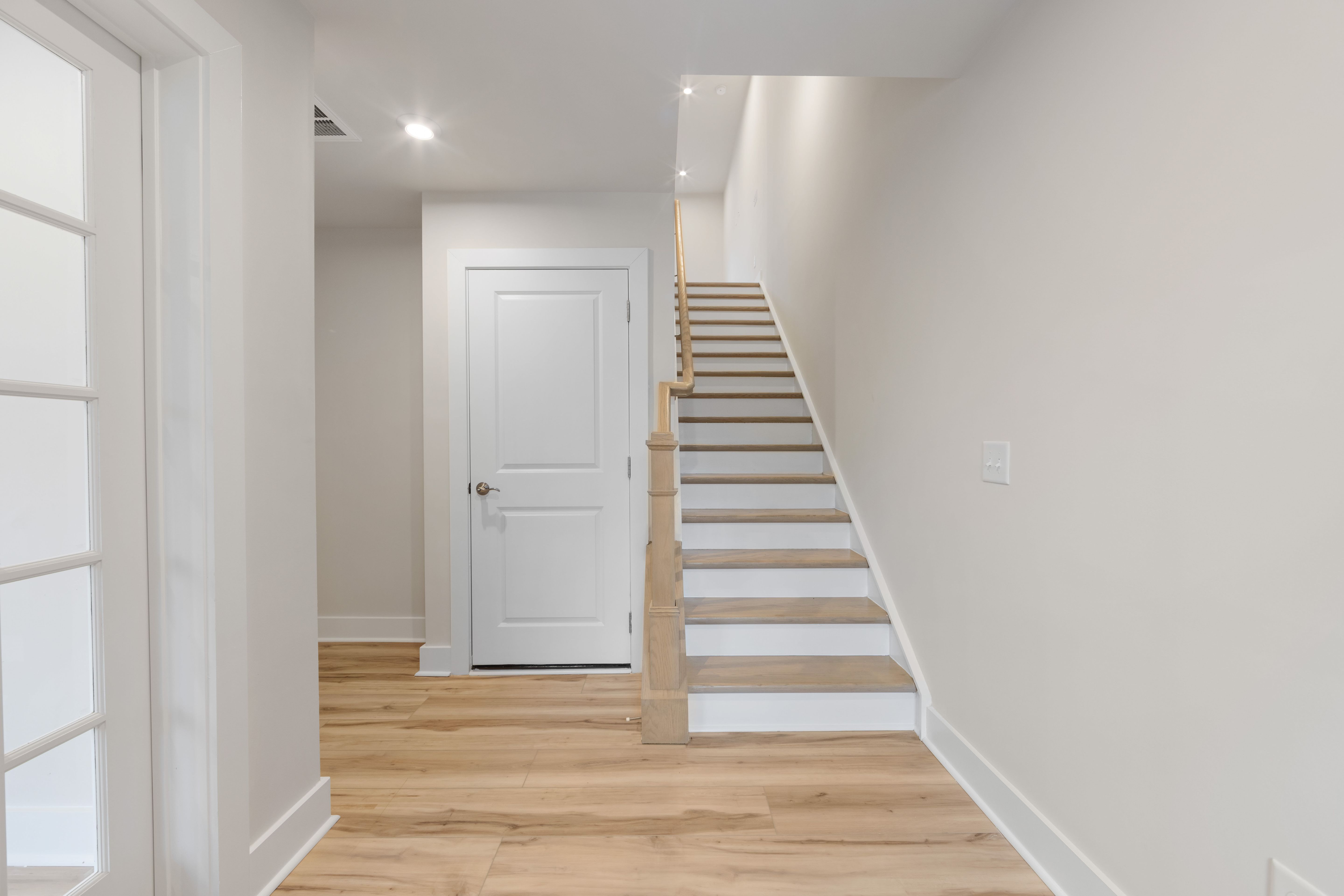 6008 Pivot Ct