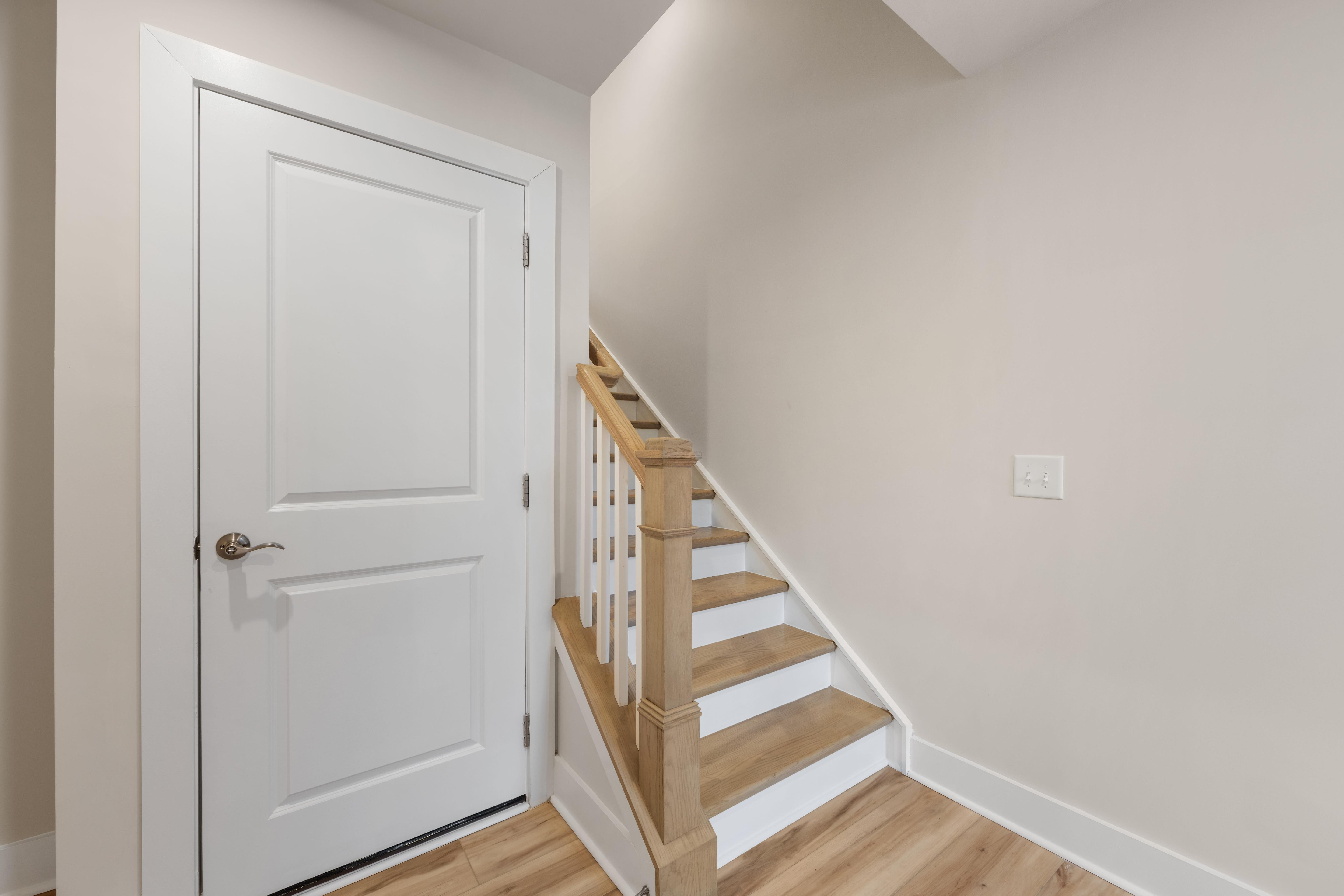 6008 Pivot Ct