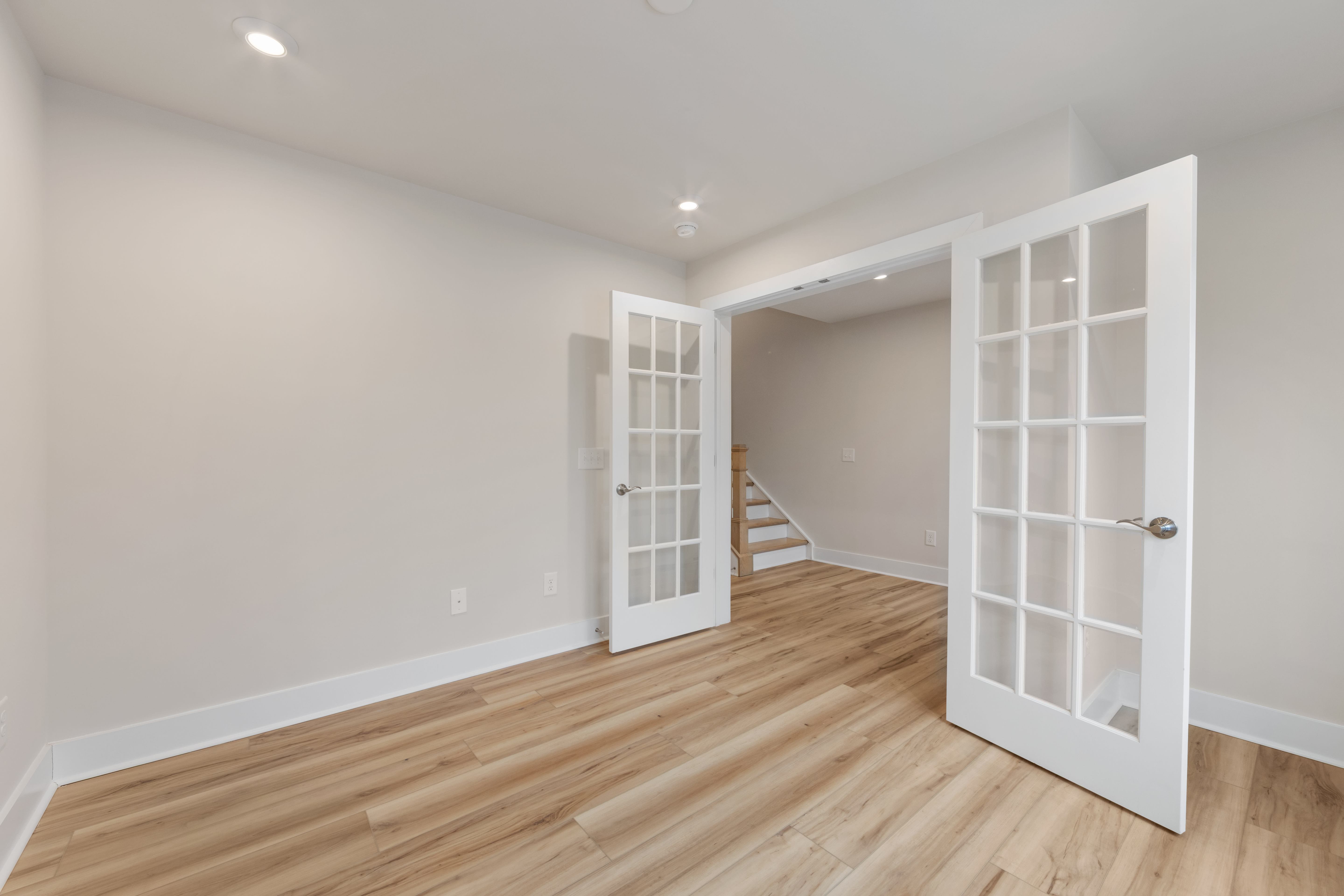 6008 Pivot Ct