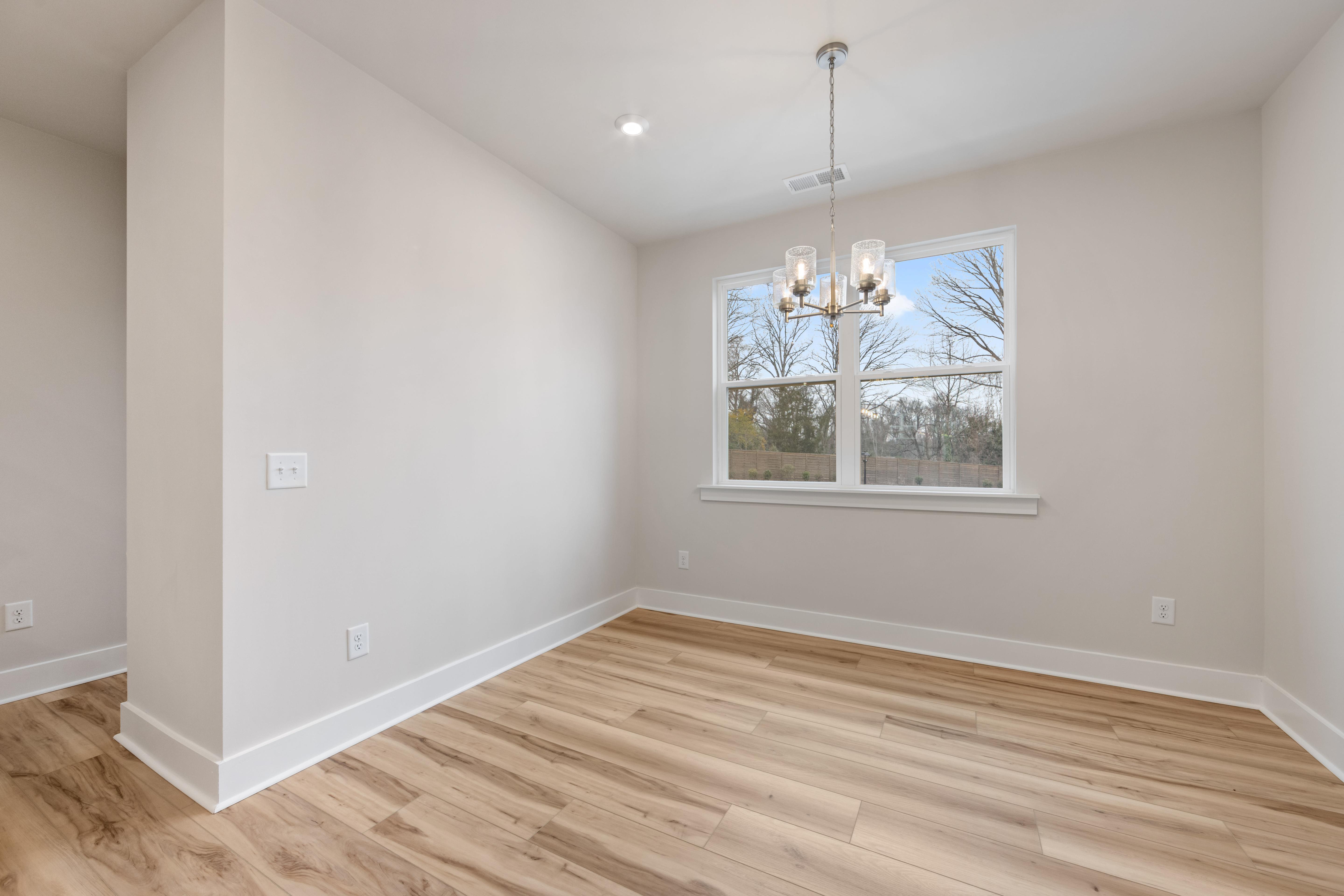 6008 Pivot Ct