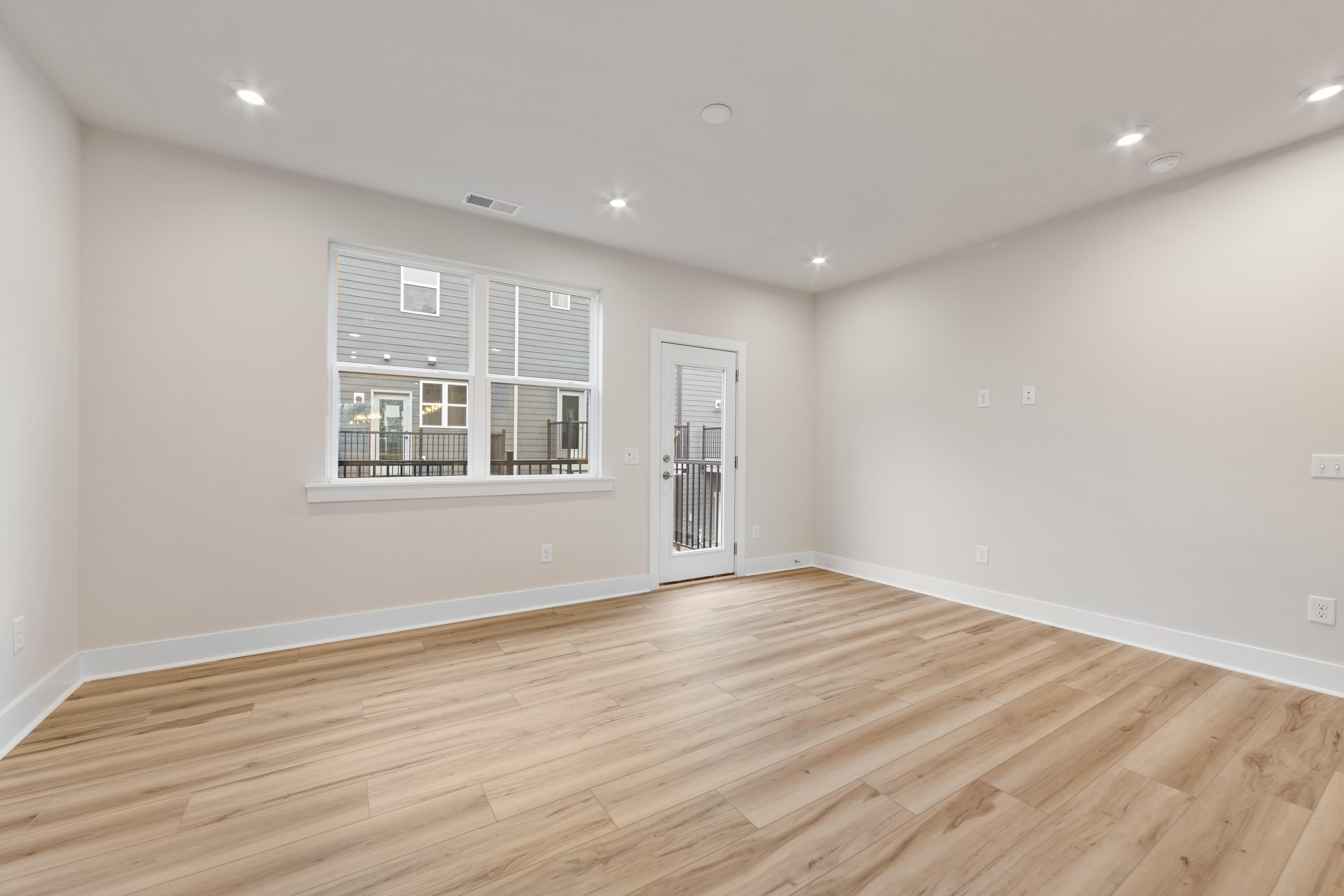 6008 Pivot Ct