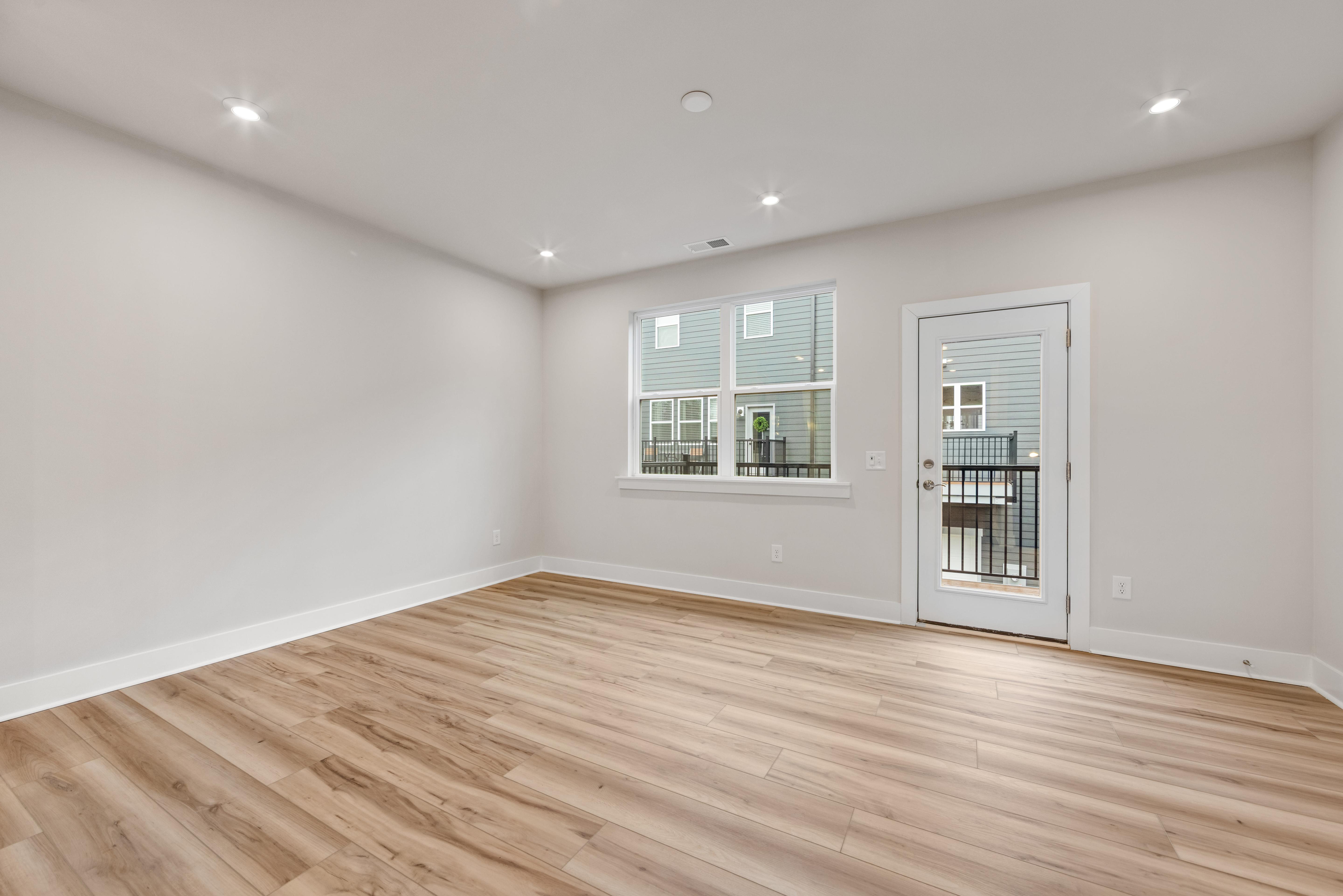 6008 Pivot Ct