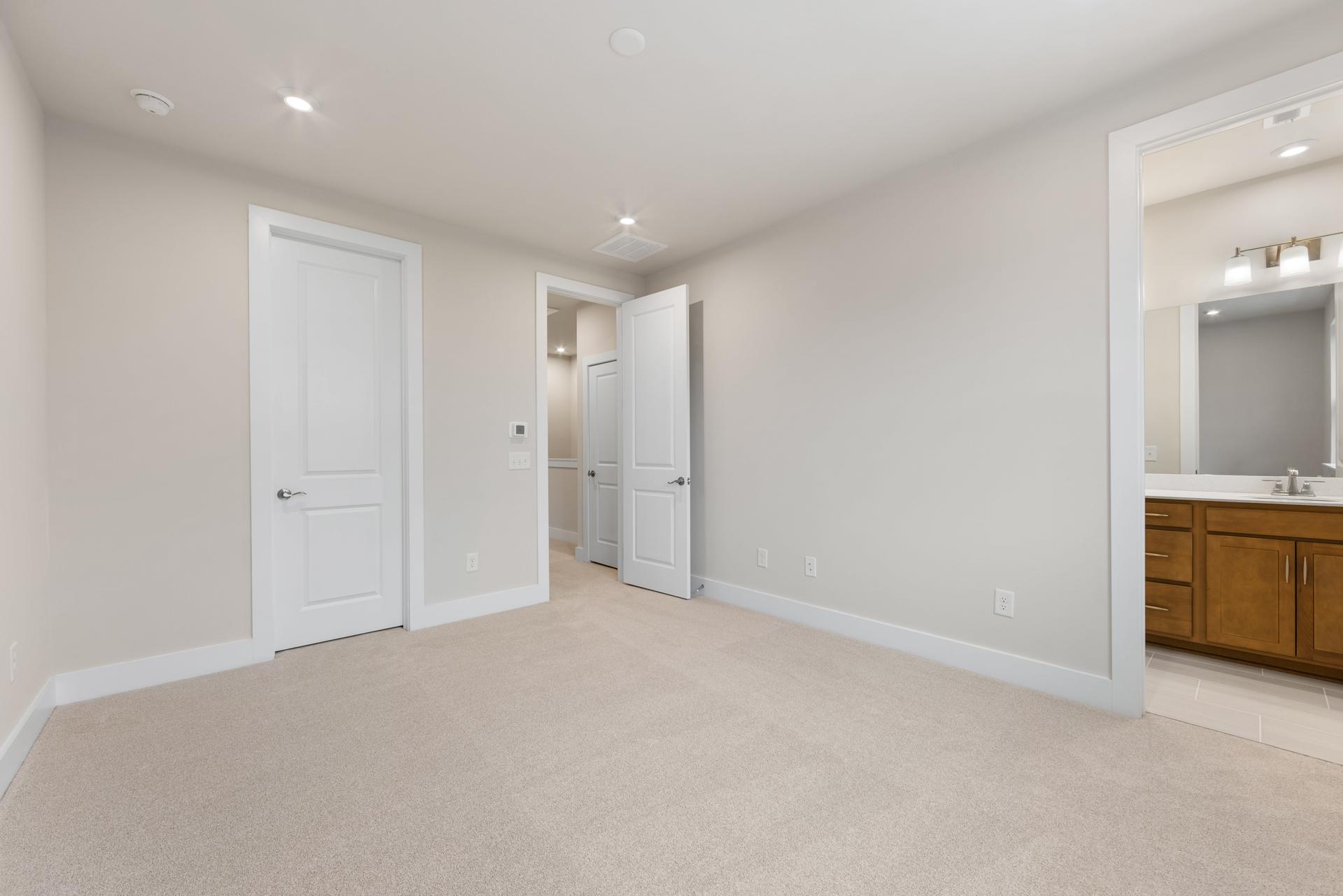 6008 Pivot Ct