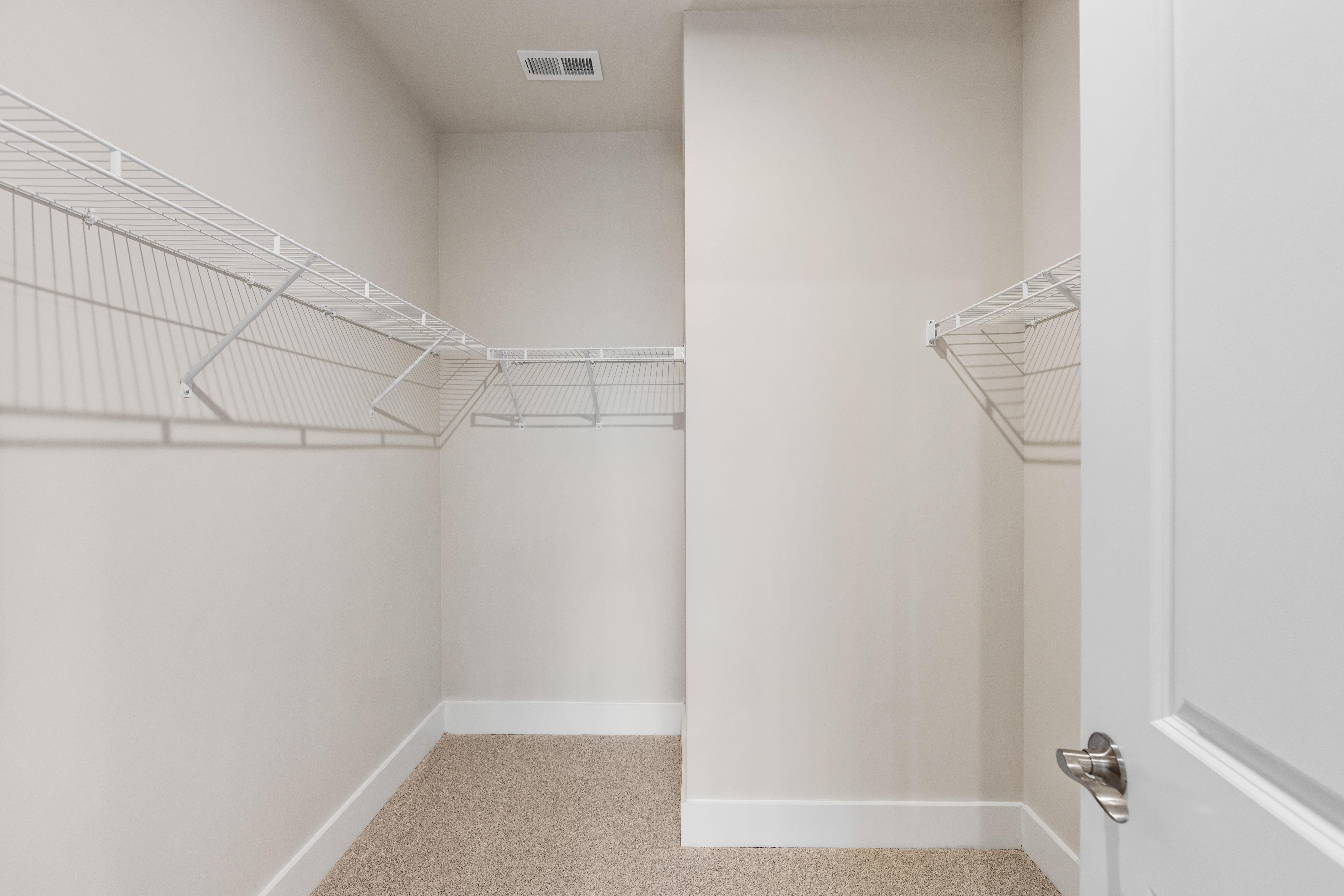 6008 Pivot Ct