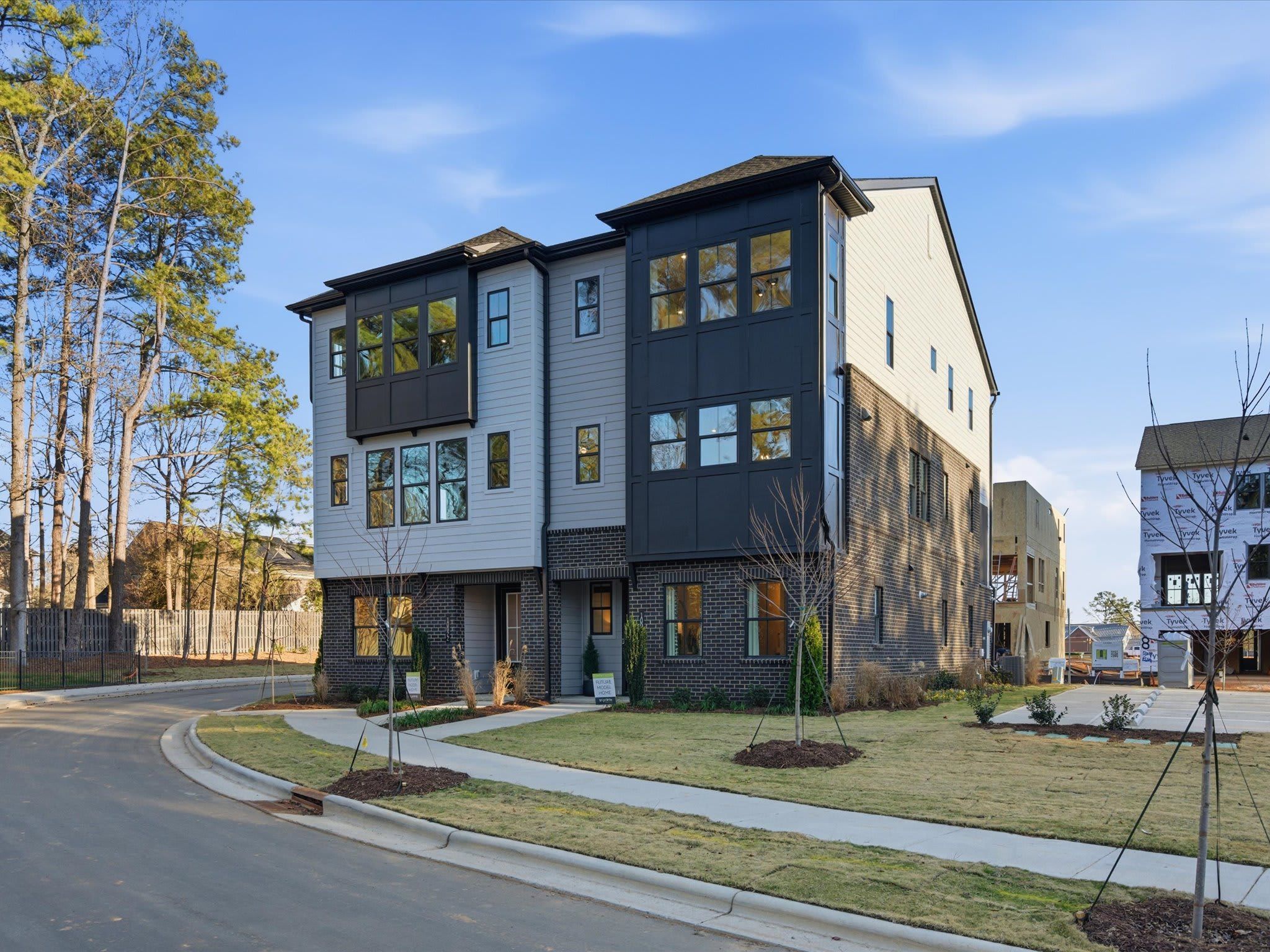 13009 Lucy Park Lane