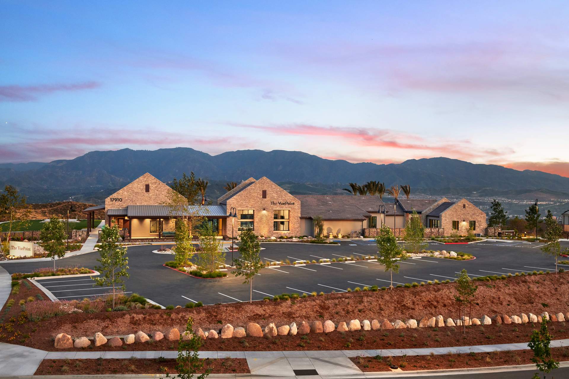 Santa Clarita, CA