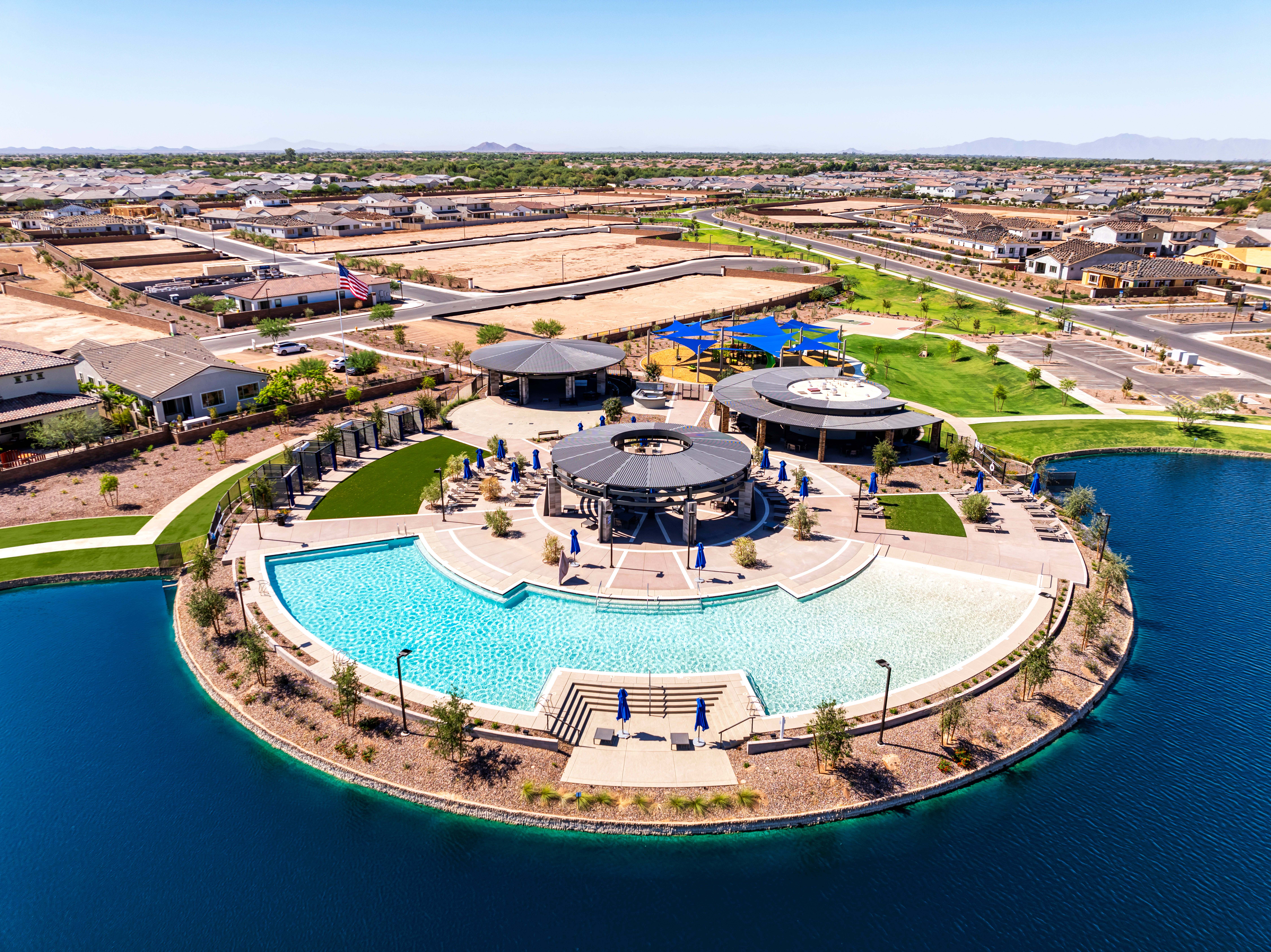 casa en Brambling at Waterston Central por Tri Pointe Homes