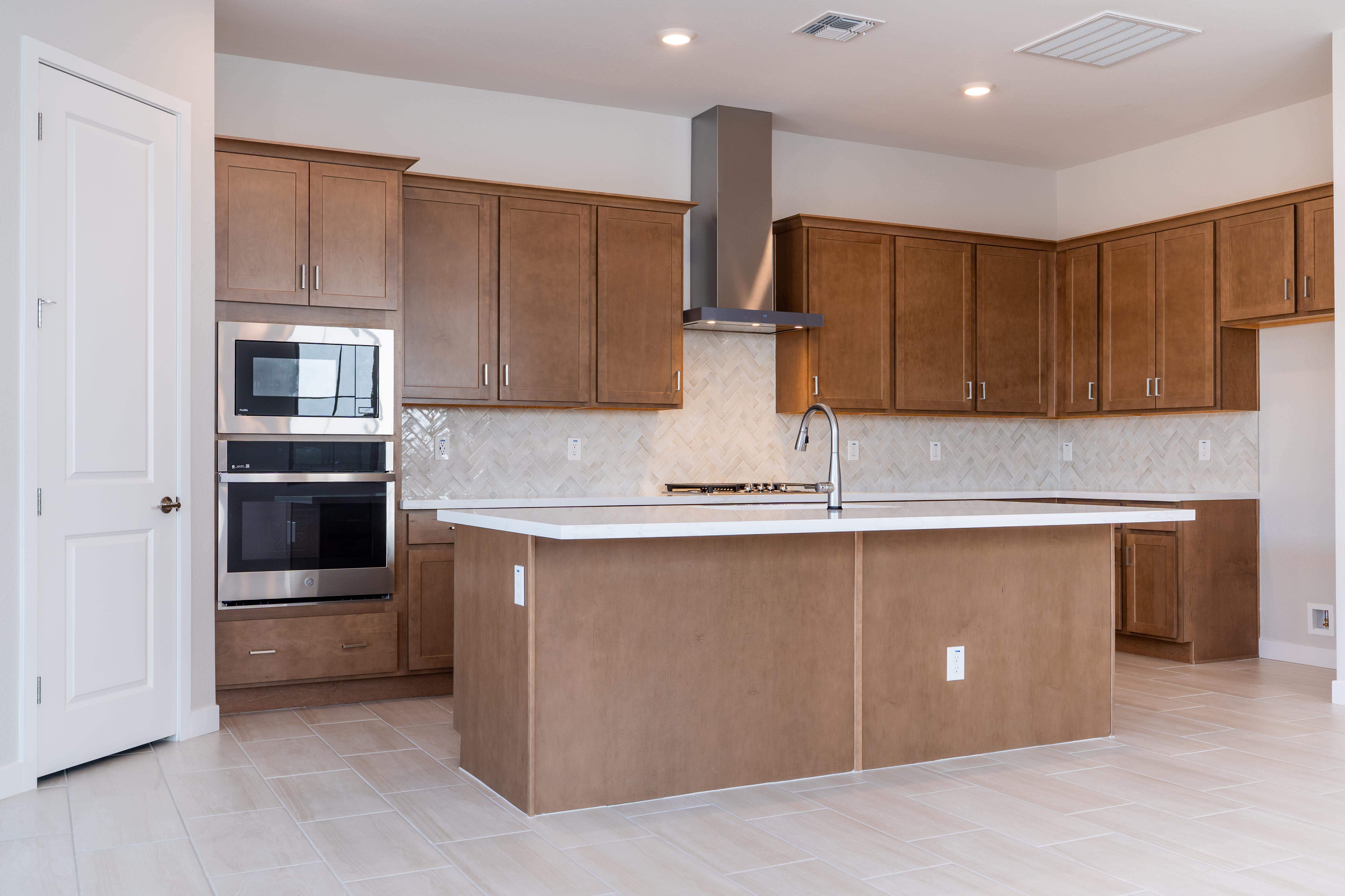 5879 S RED ROCK ST (Granite Plan 3505)