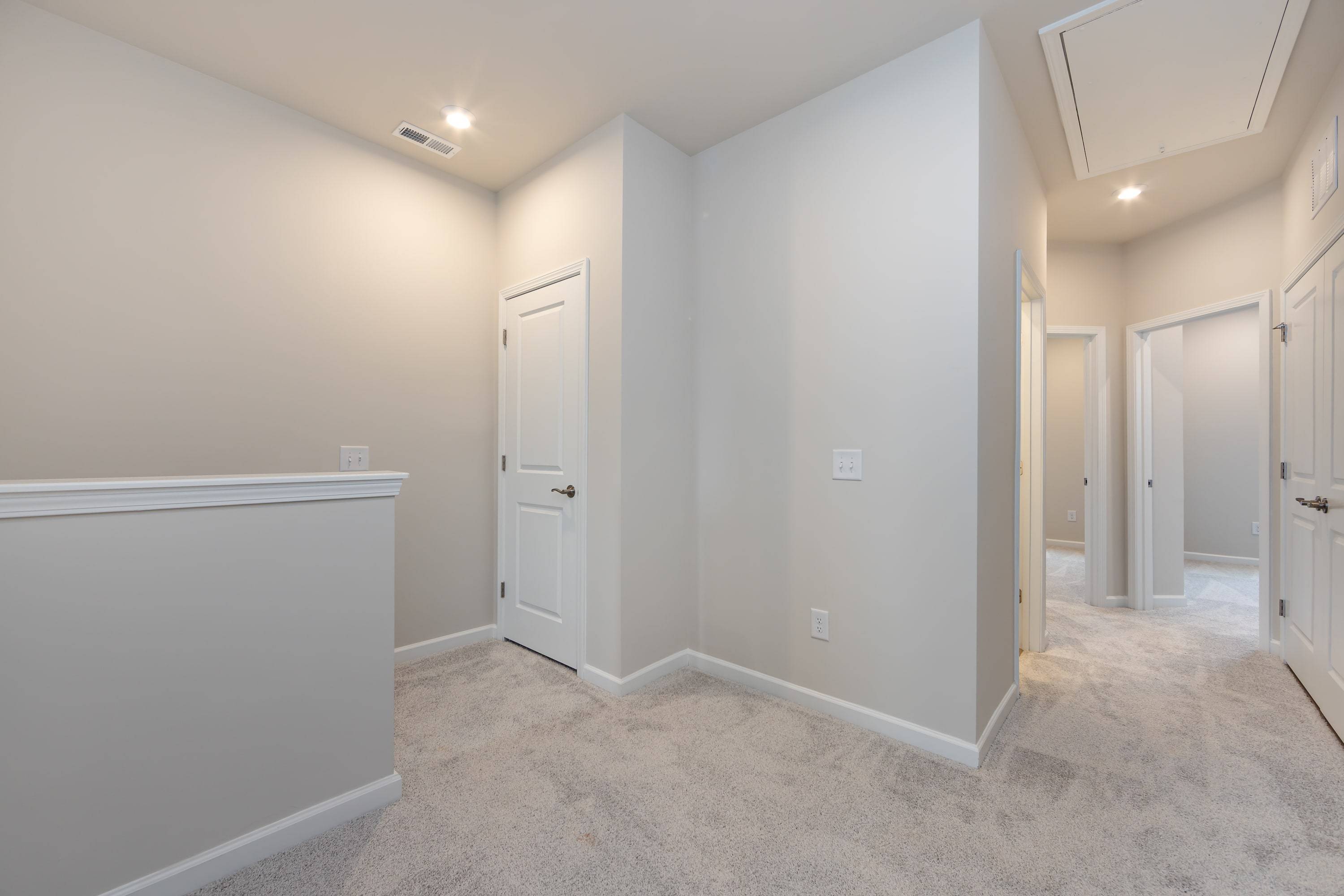 6017 Longar Lane