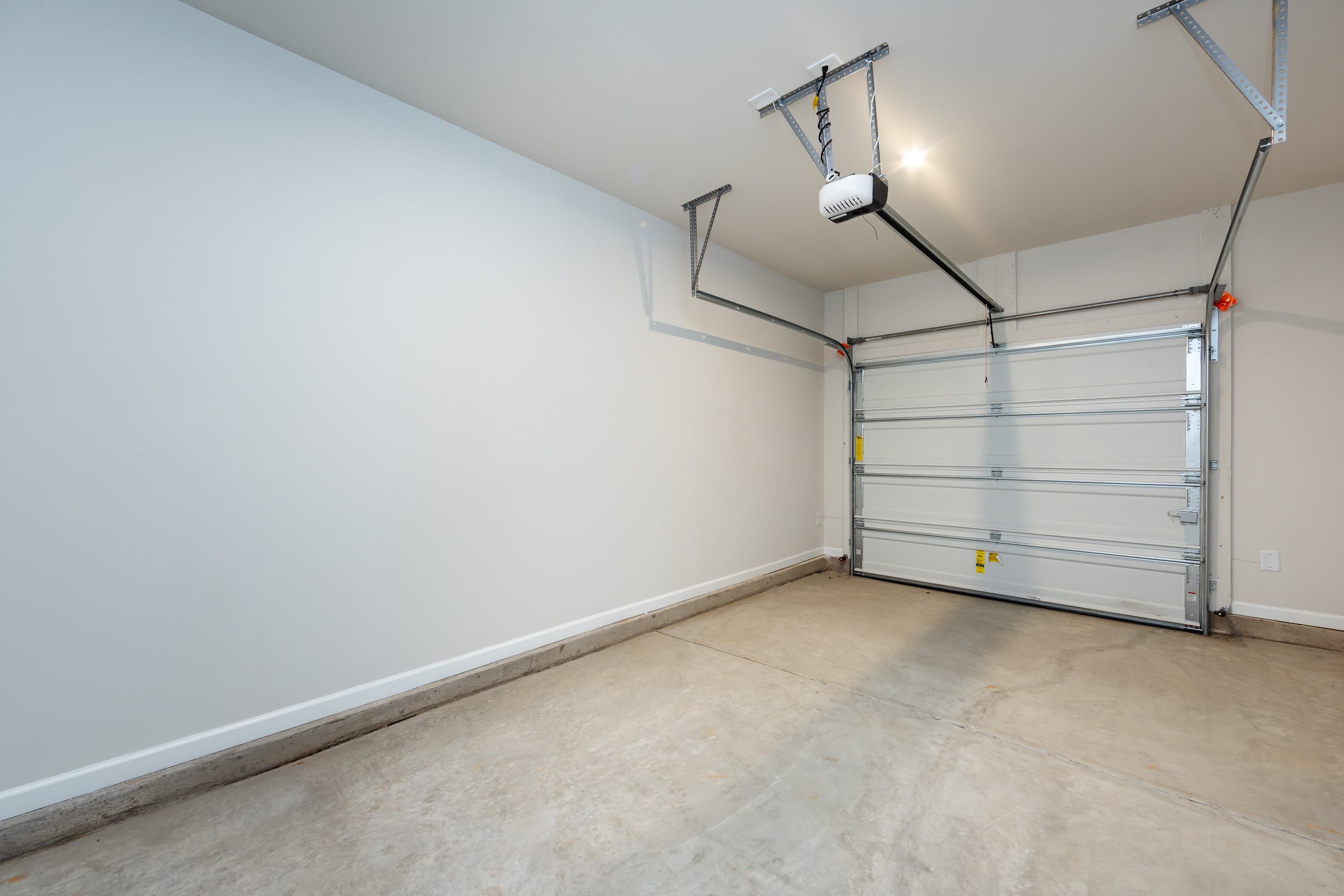 6017 Longar Lane