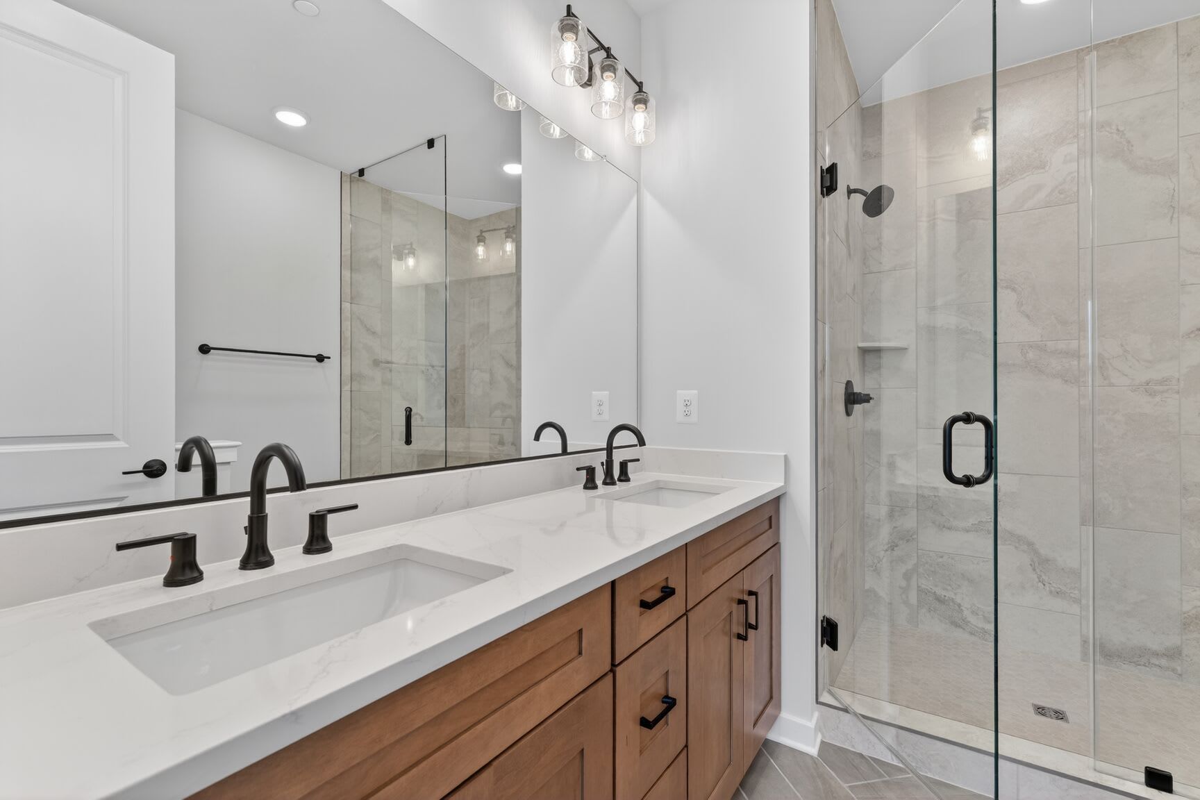 4965 Lachlan Mews