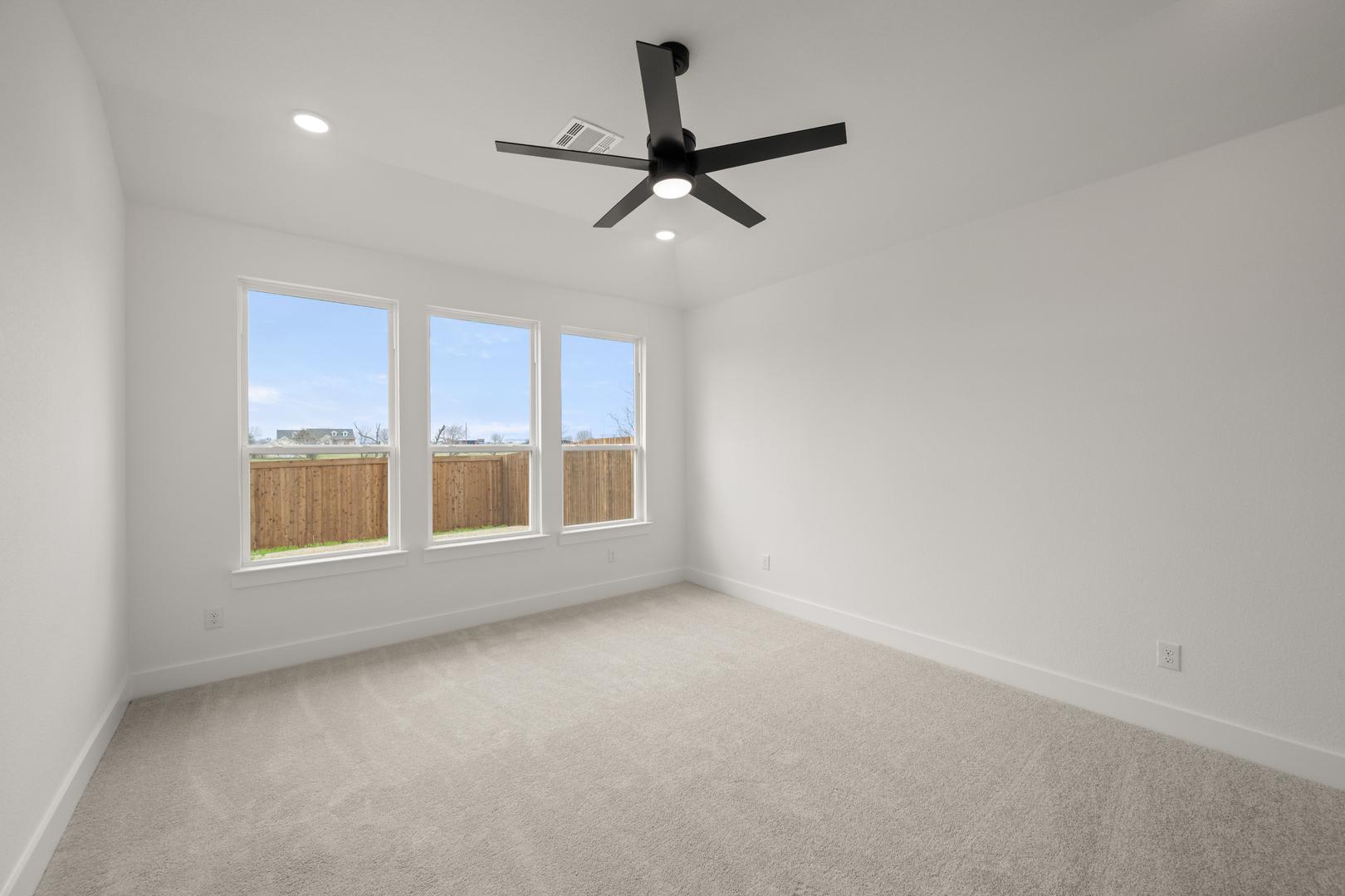 1725 Nesting Robin Lane