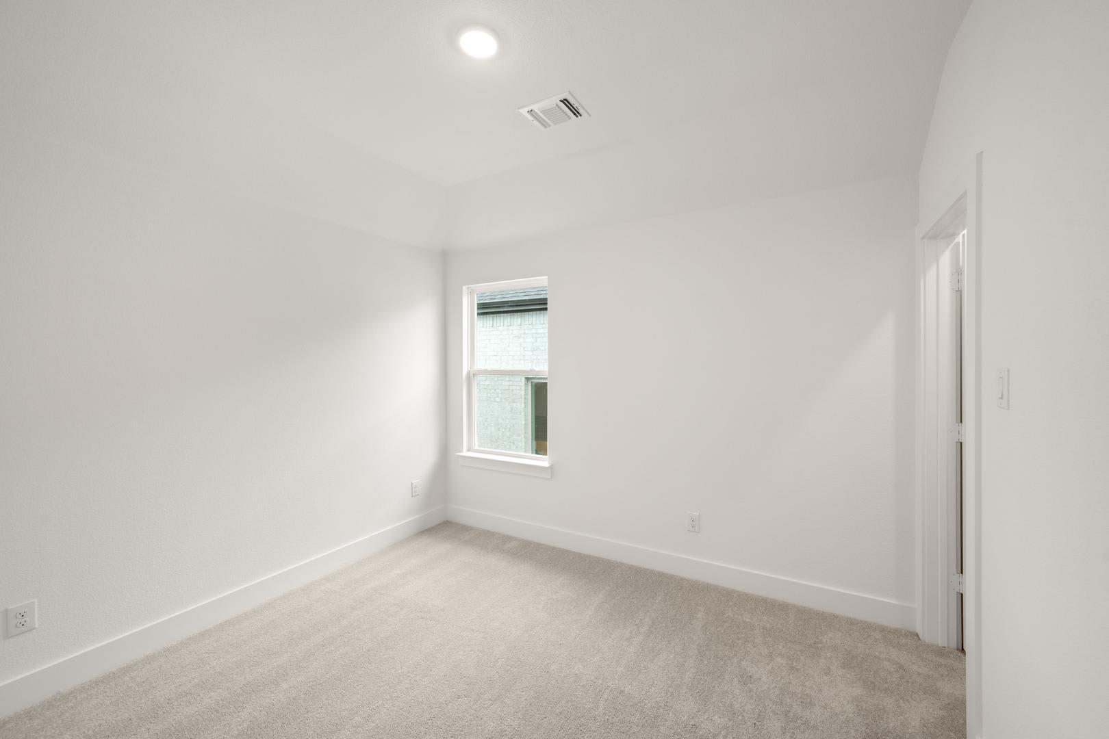 1725 Nesting Robin Lane