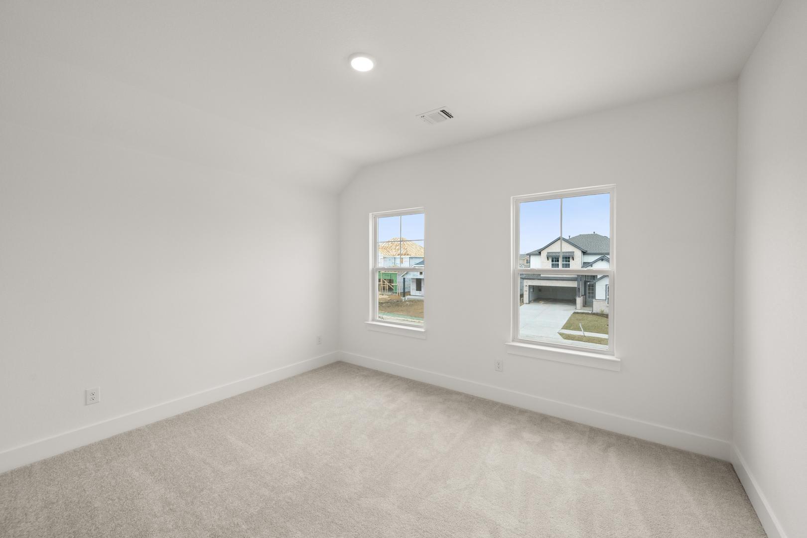 1725 Nesting Robin Lane
