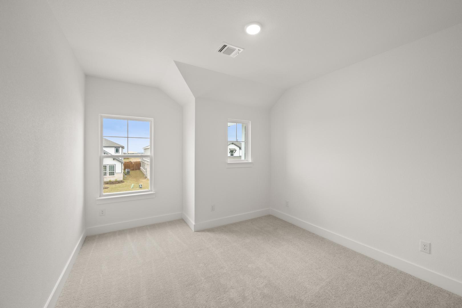 1725 Nesting Robin Lane