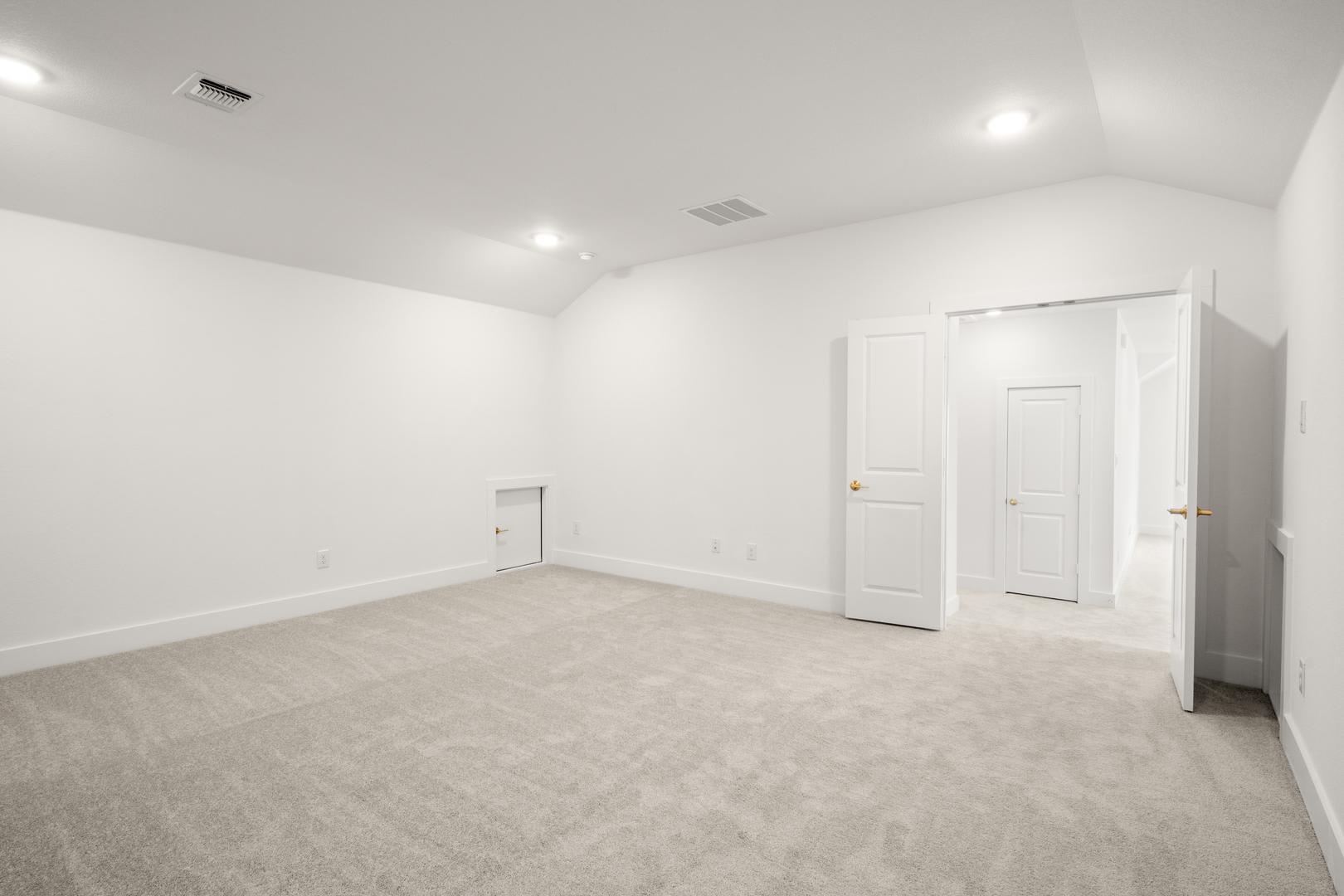 1725 Nesting Robin Lane