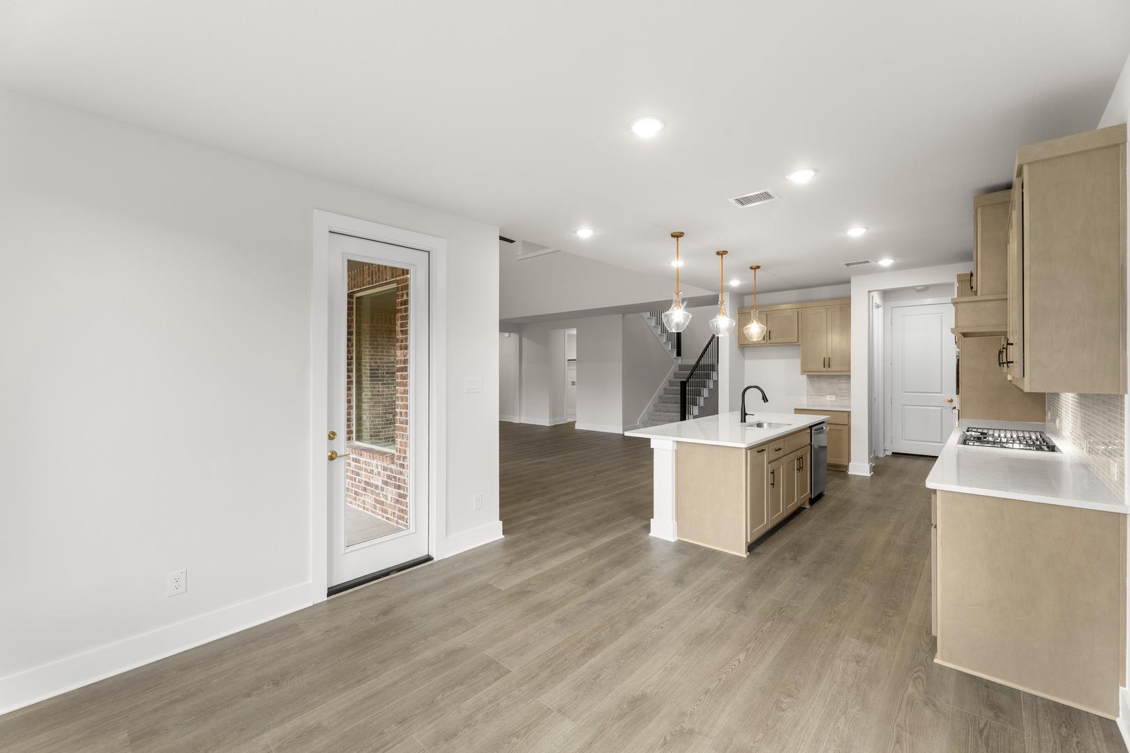 2506 Lindberg Street
