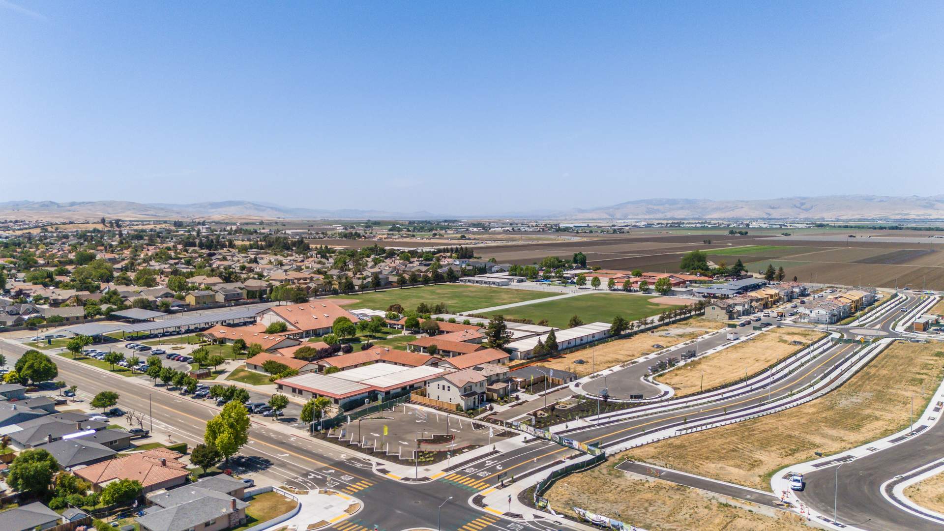 Hollister, CA