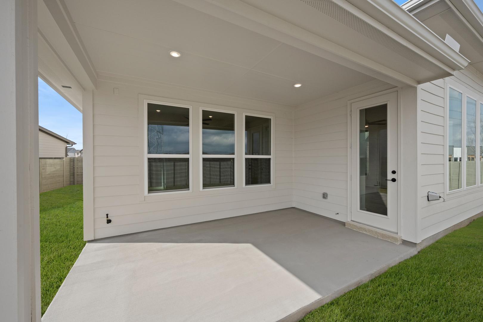 1562 Ginger Lane
