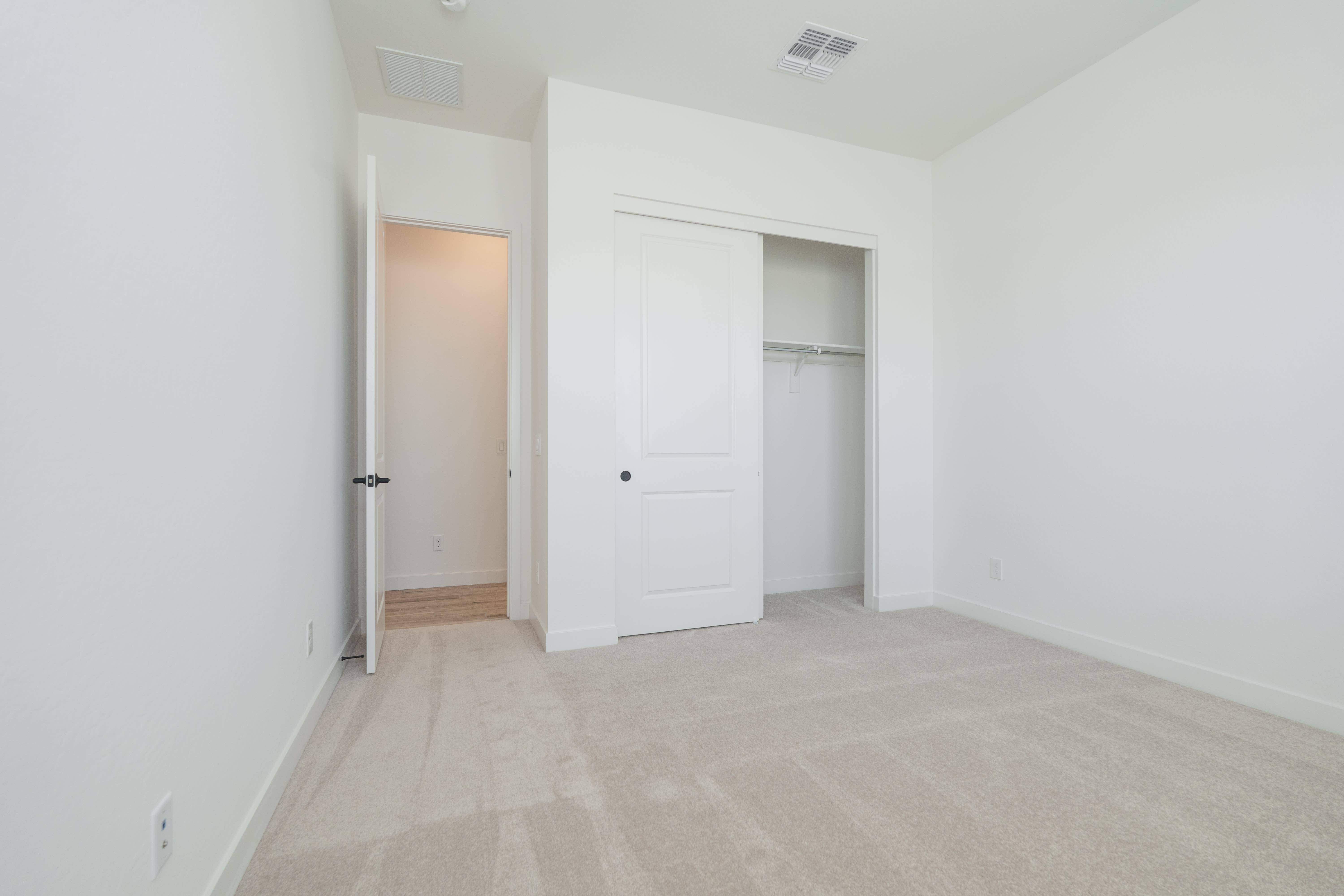 17629 W Highland Avenue