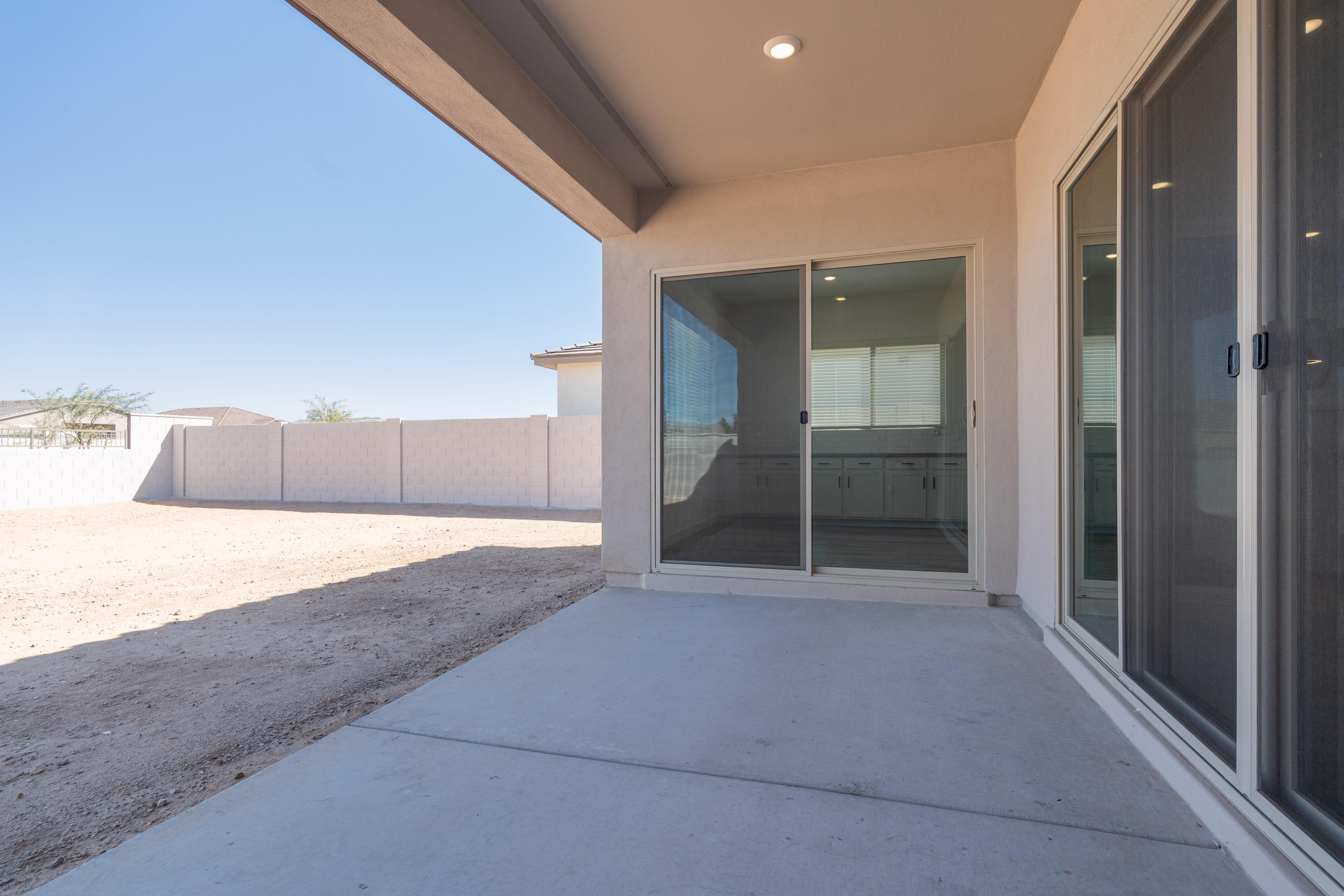 17638 W Highland Avenue