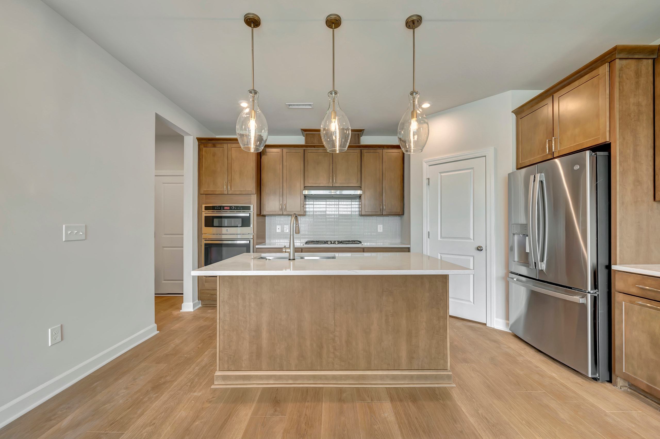 143 Parkland Dr