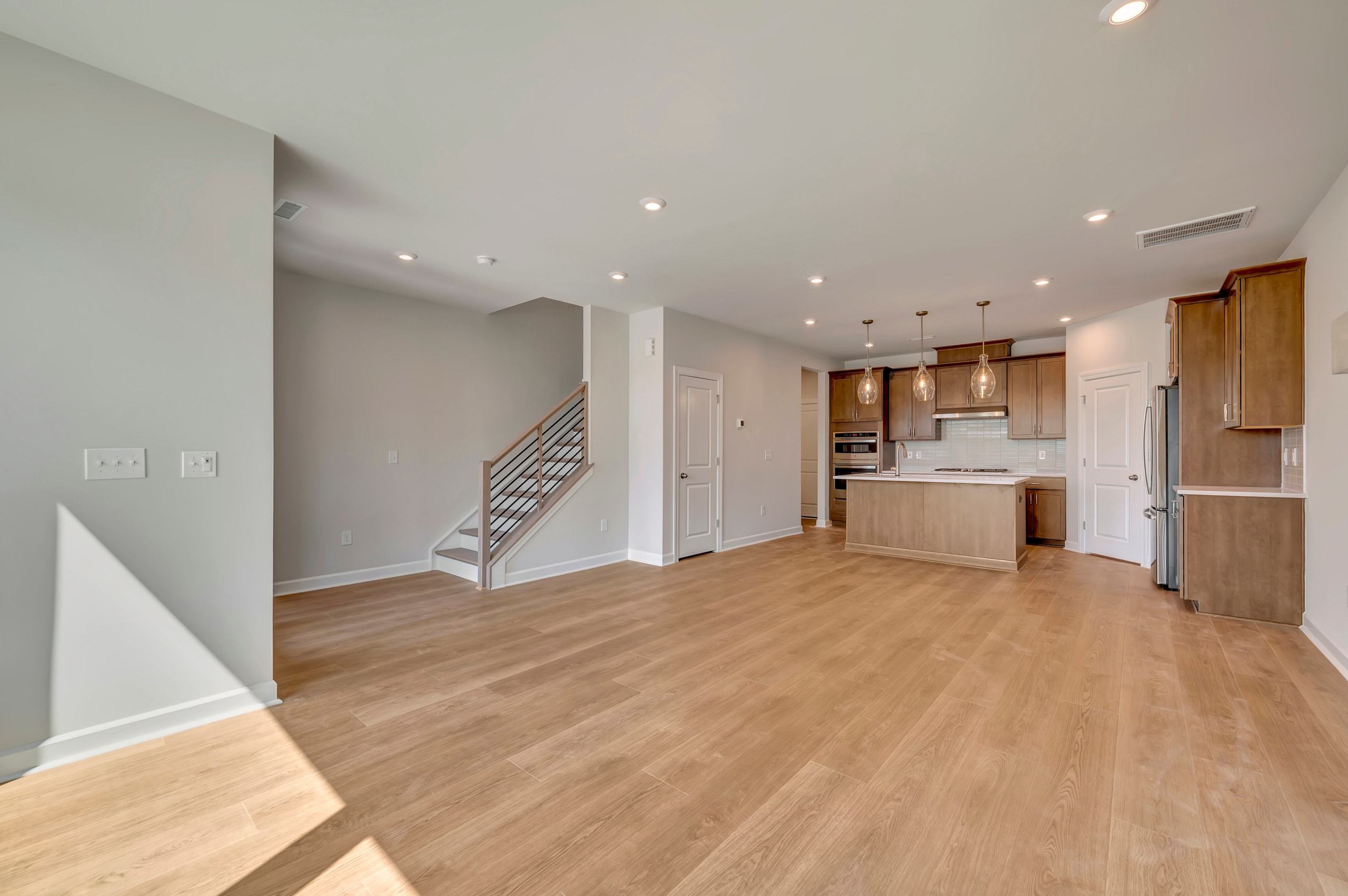 143 Parkland Dr