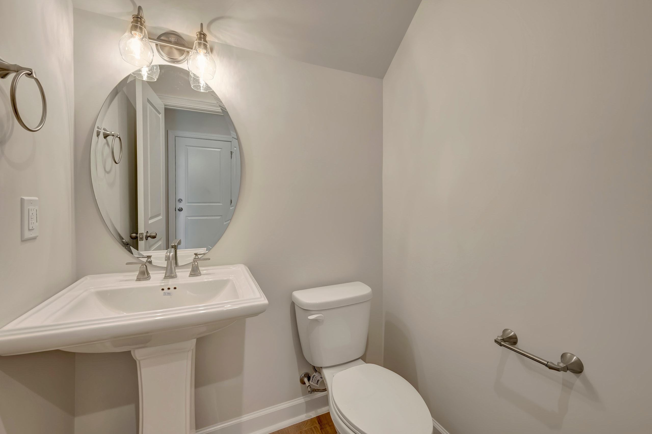 143 Parkland Dr