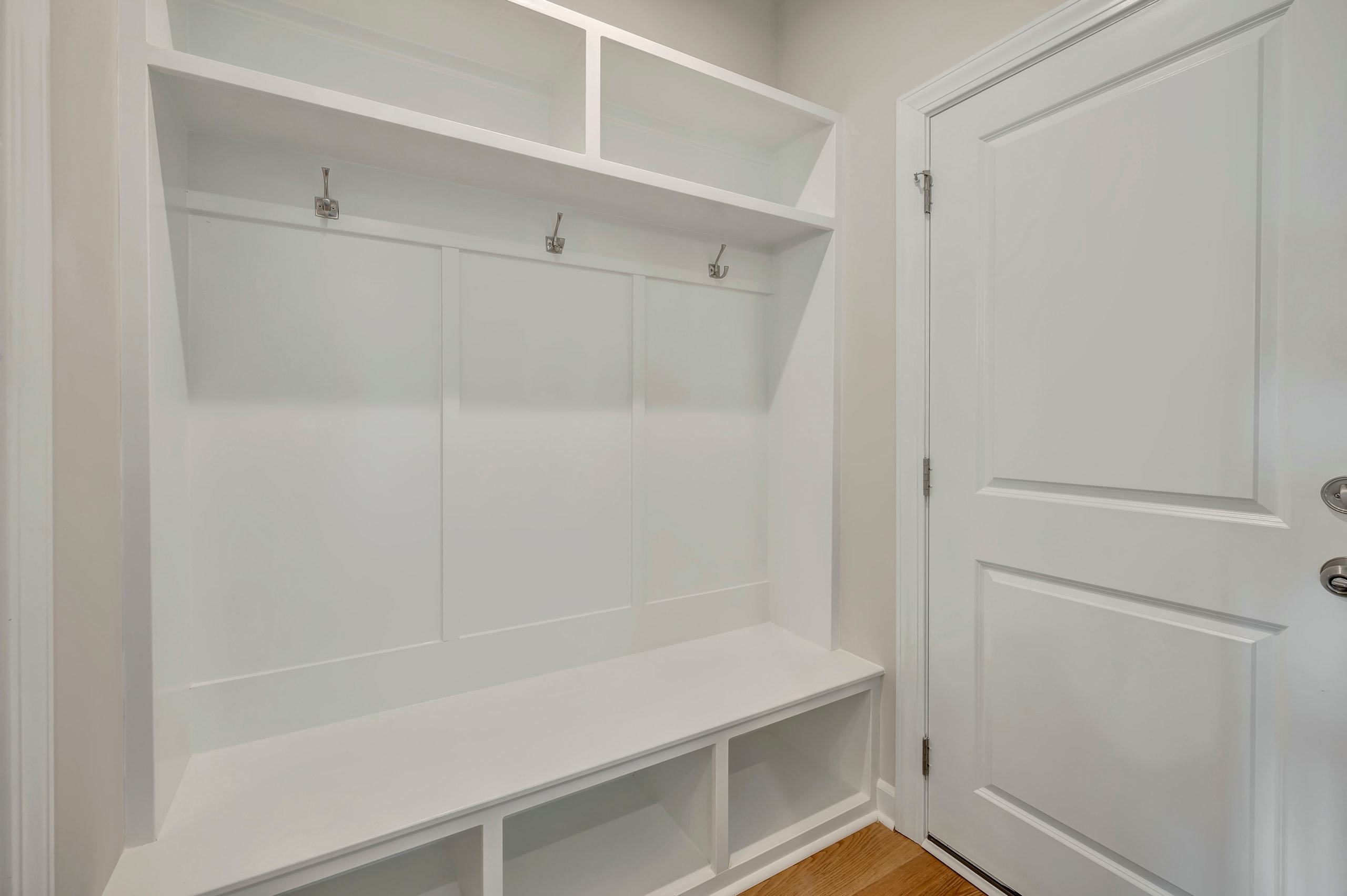 143 Parkland Dr